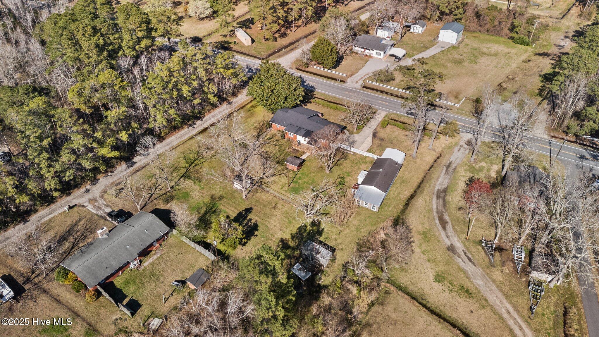 1041 Highway 101 Property Photo 44