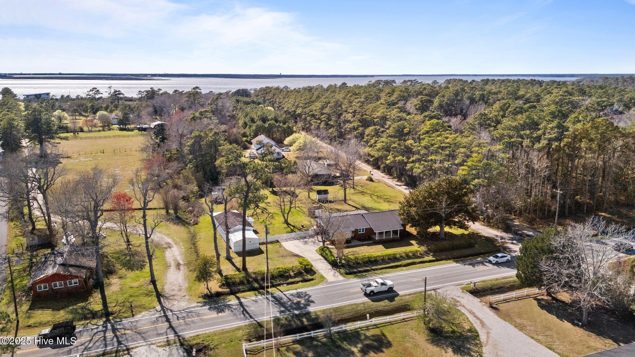 1041 Highway 101 Property Photo 45