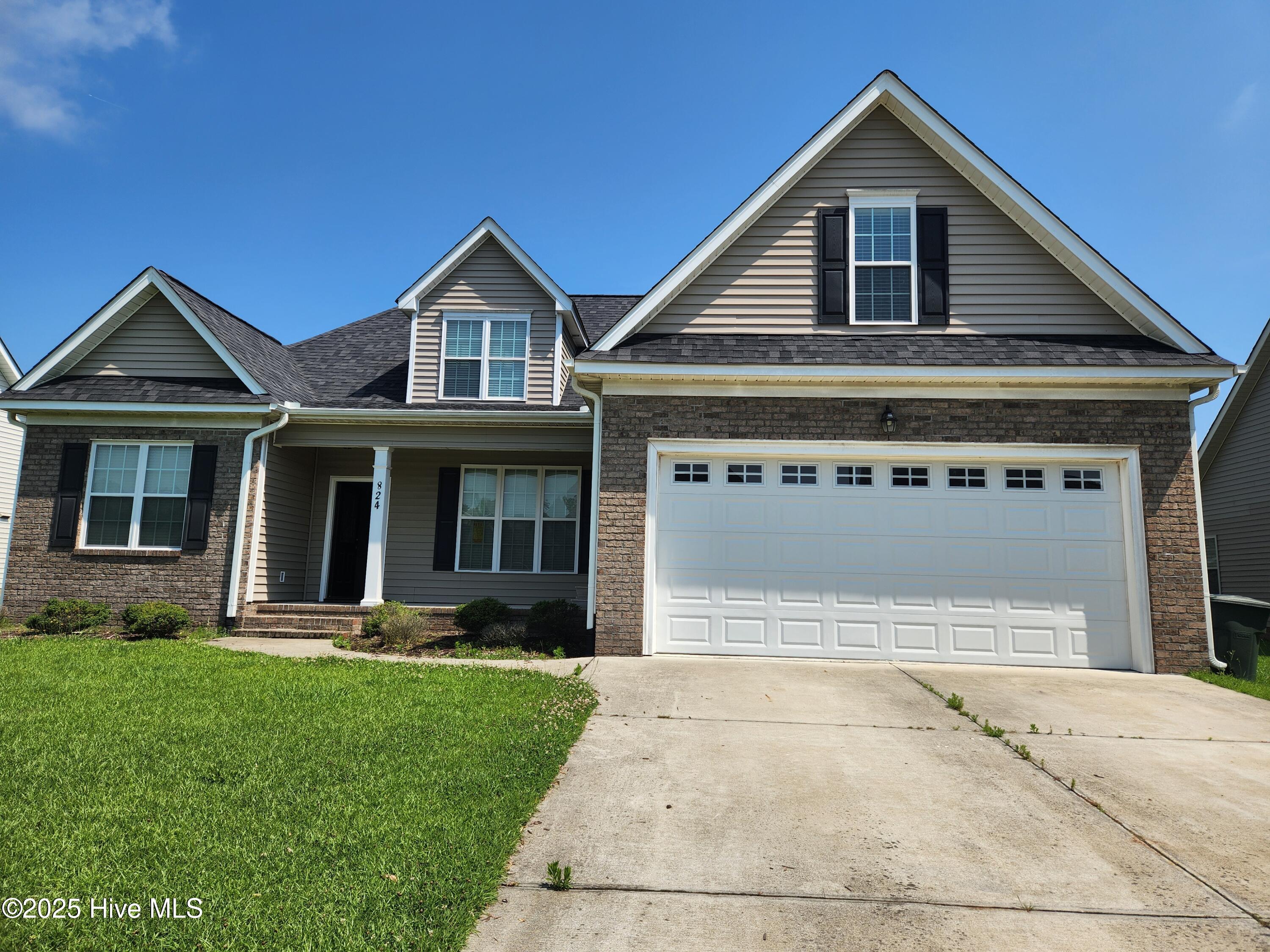 824 Megan Drive Property Photo 1