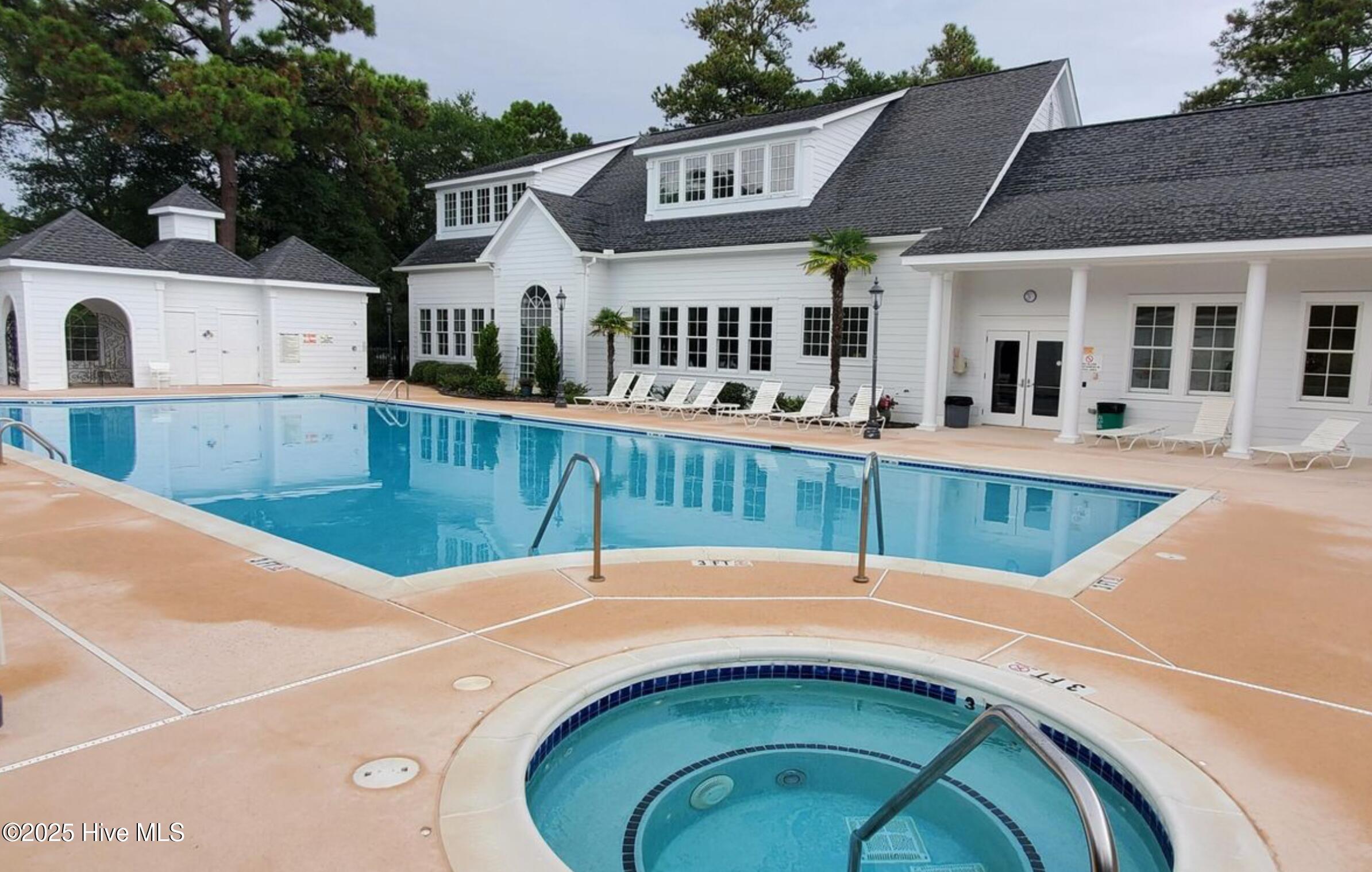 555 S Seascape Boulevard Property Photo 3