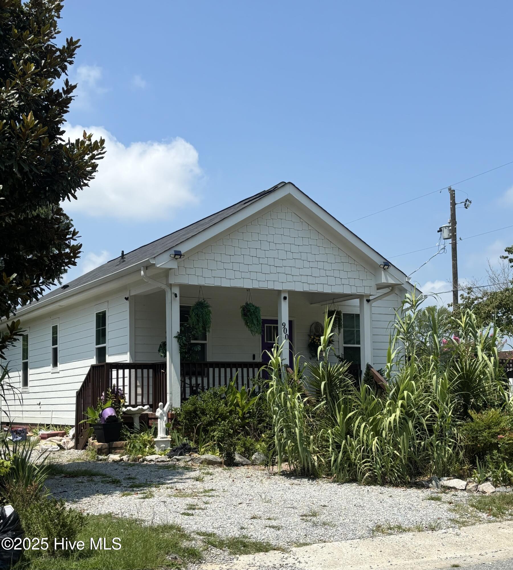 900 7th Street Property Photo 1