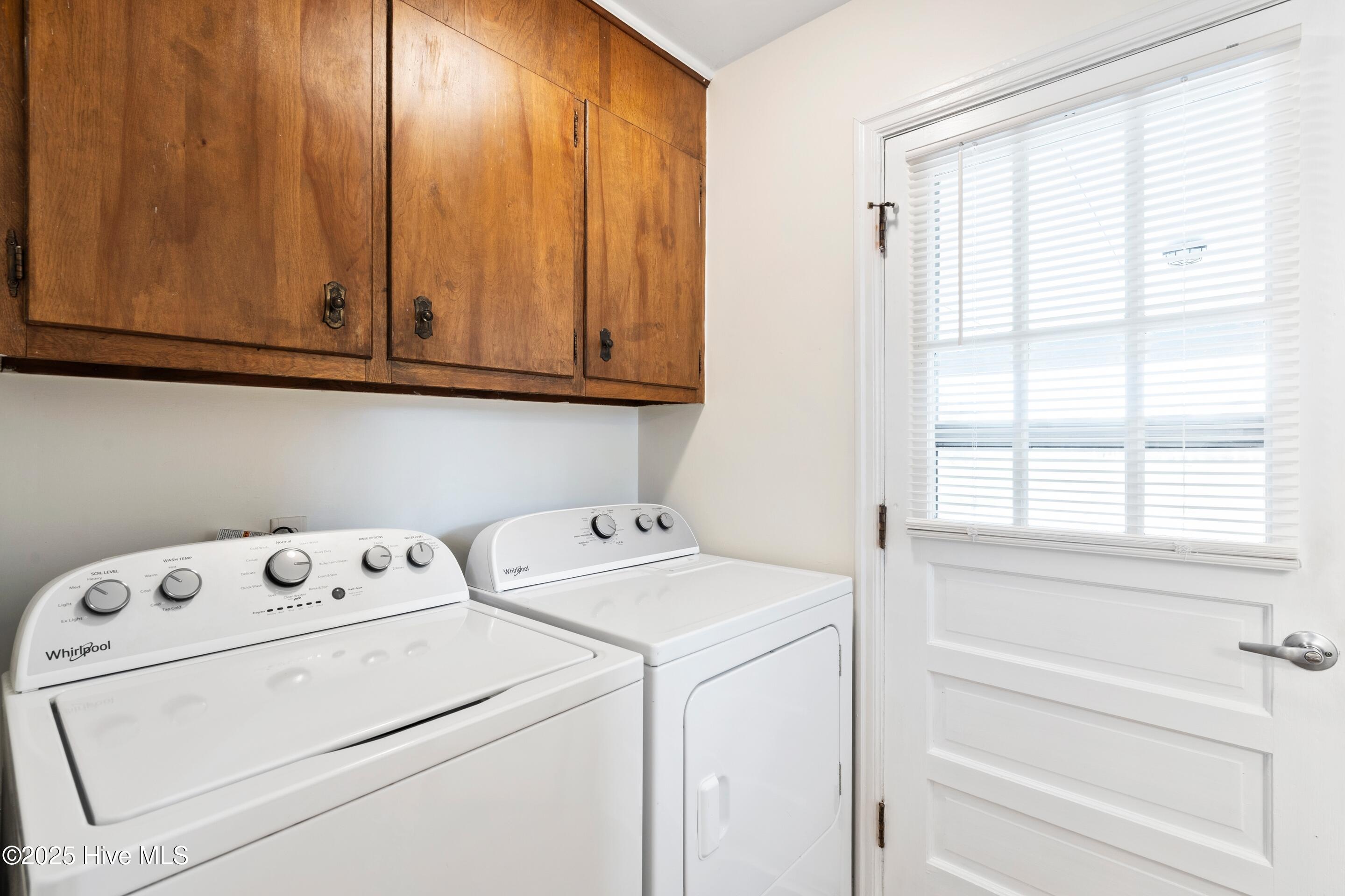 616 N Graham Street Property Photo 20