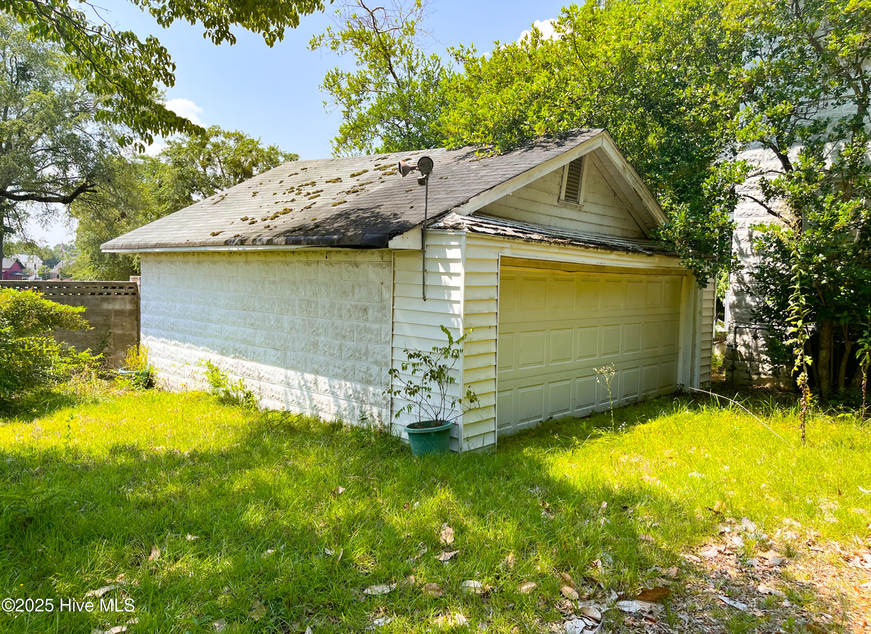 207 Rice Street Property Photo 25