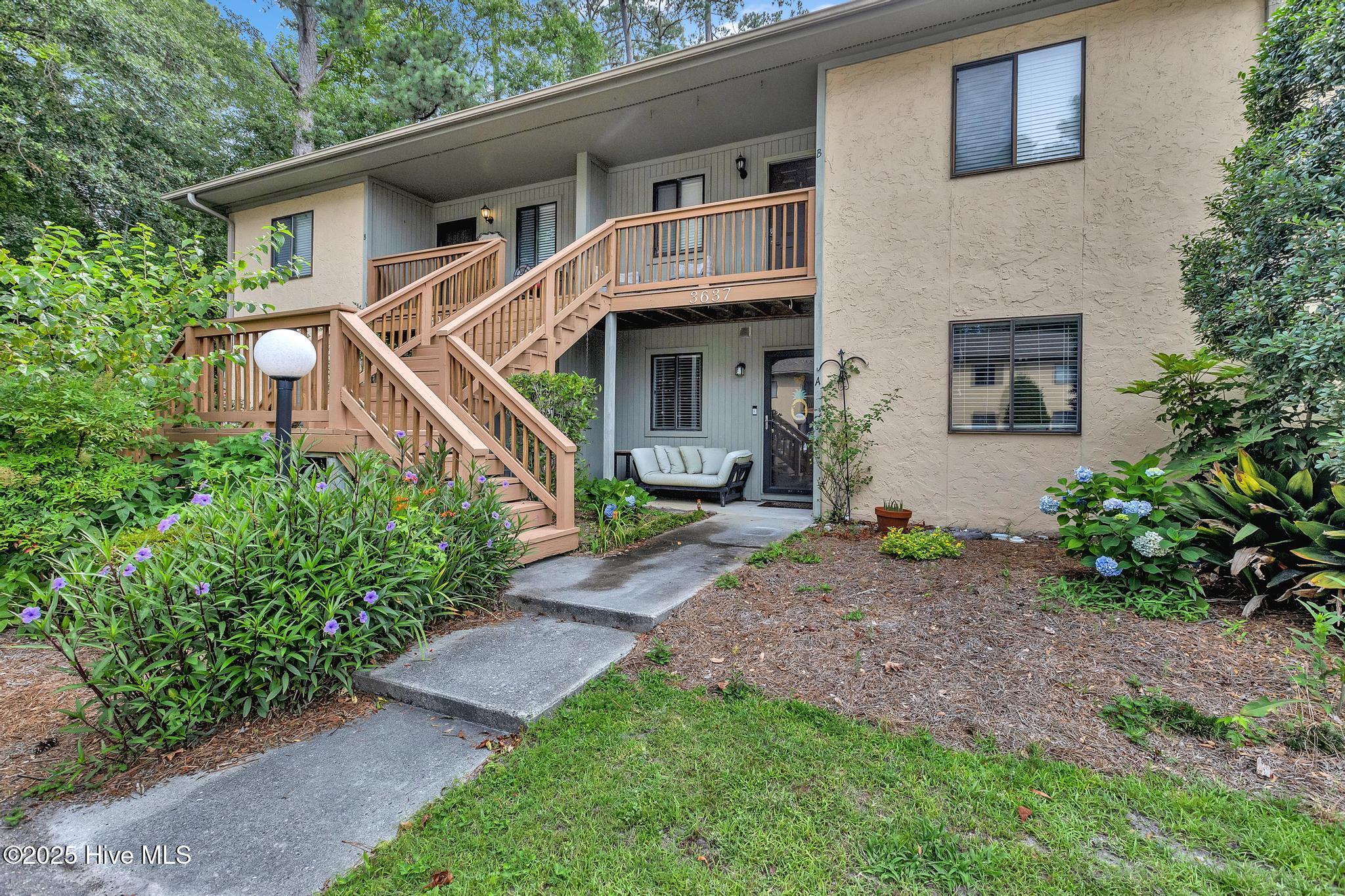 3637 Saint Johns Court Unit A Property Photo 1