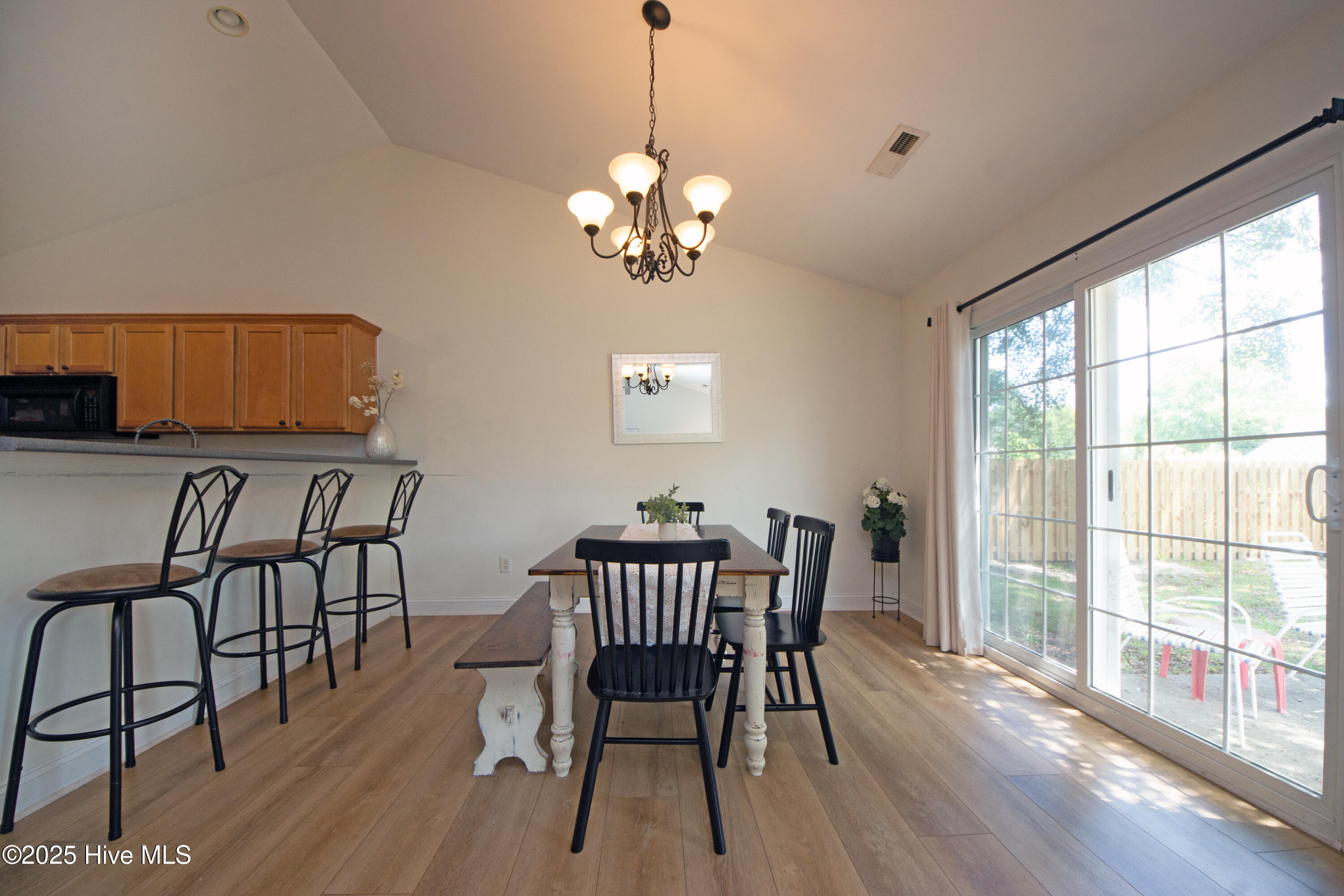 522 Maple Branches Drive Property Photo 12