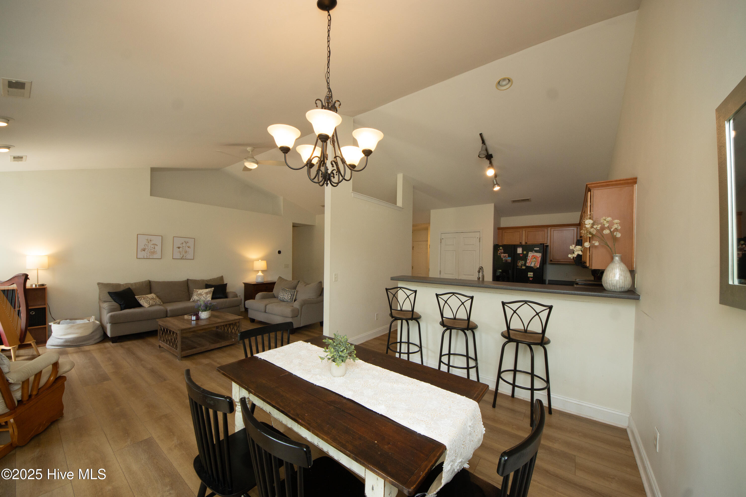 522 Maple Branches Drive Property Photo 14