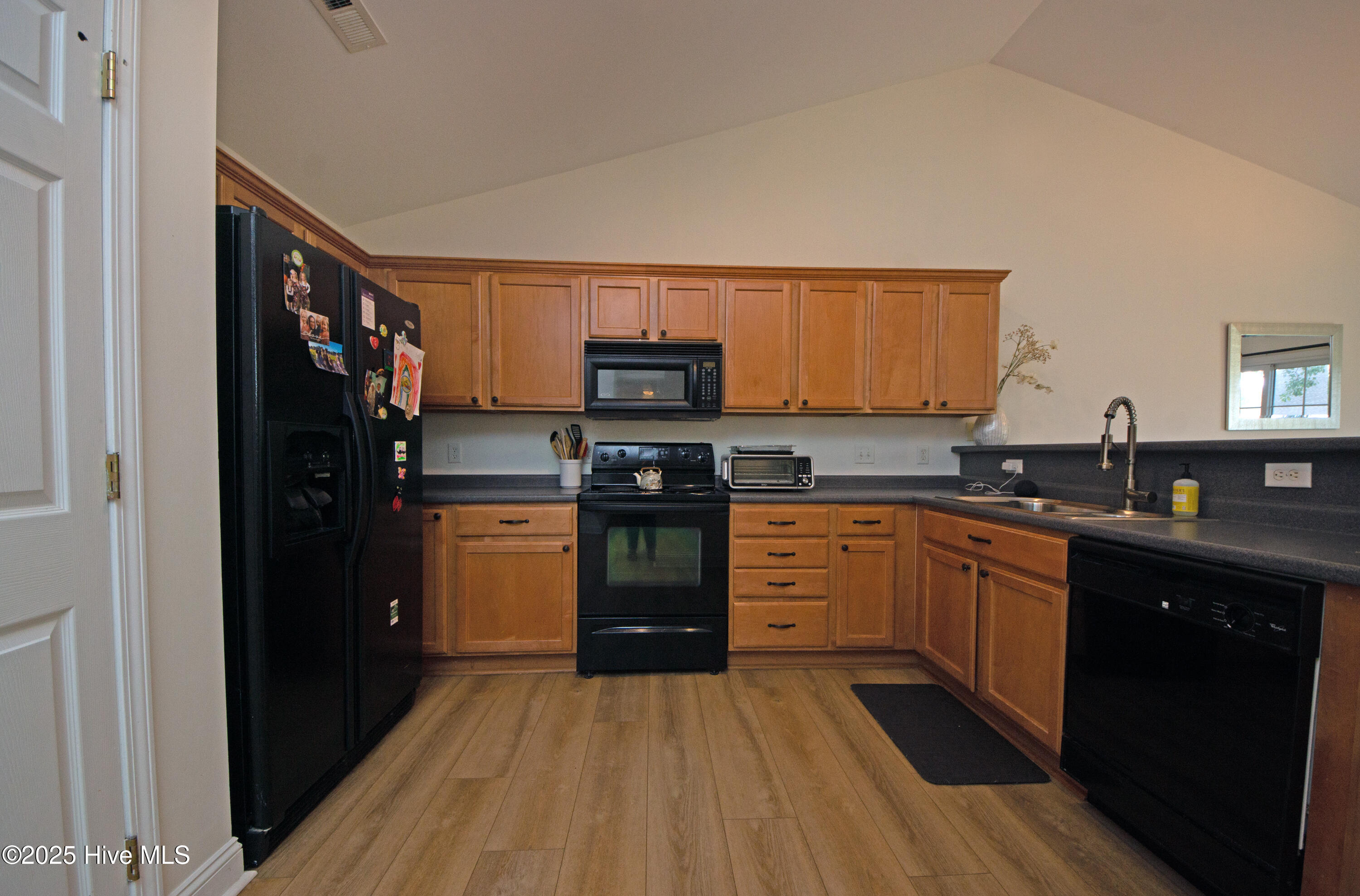 522 Maple Branches Drive Property Photo 17
