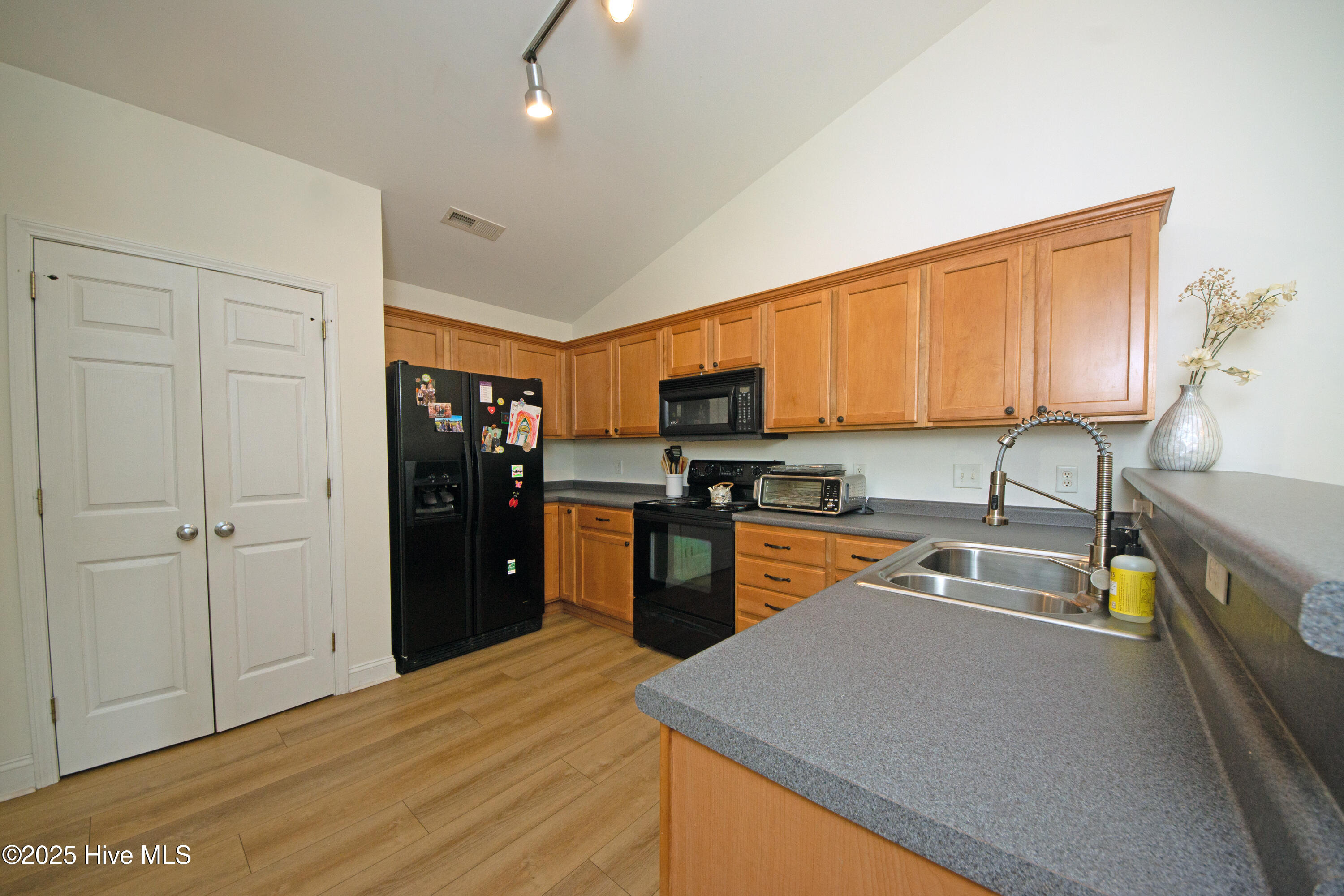 522 Maple Branches Drive Property Photo 21