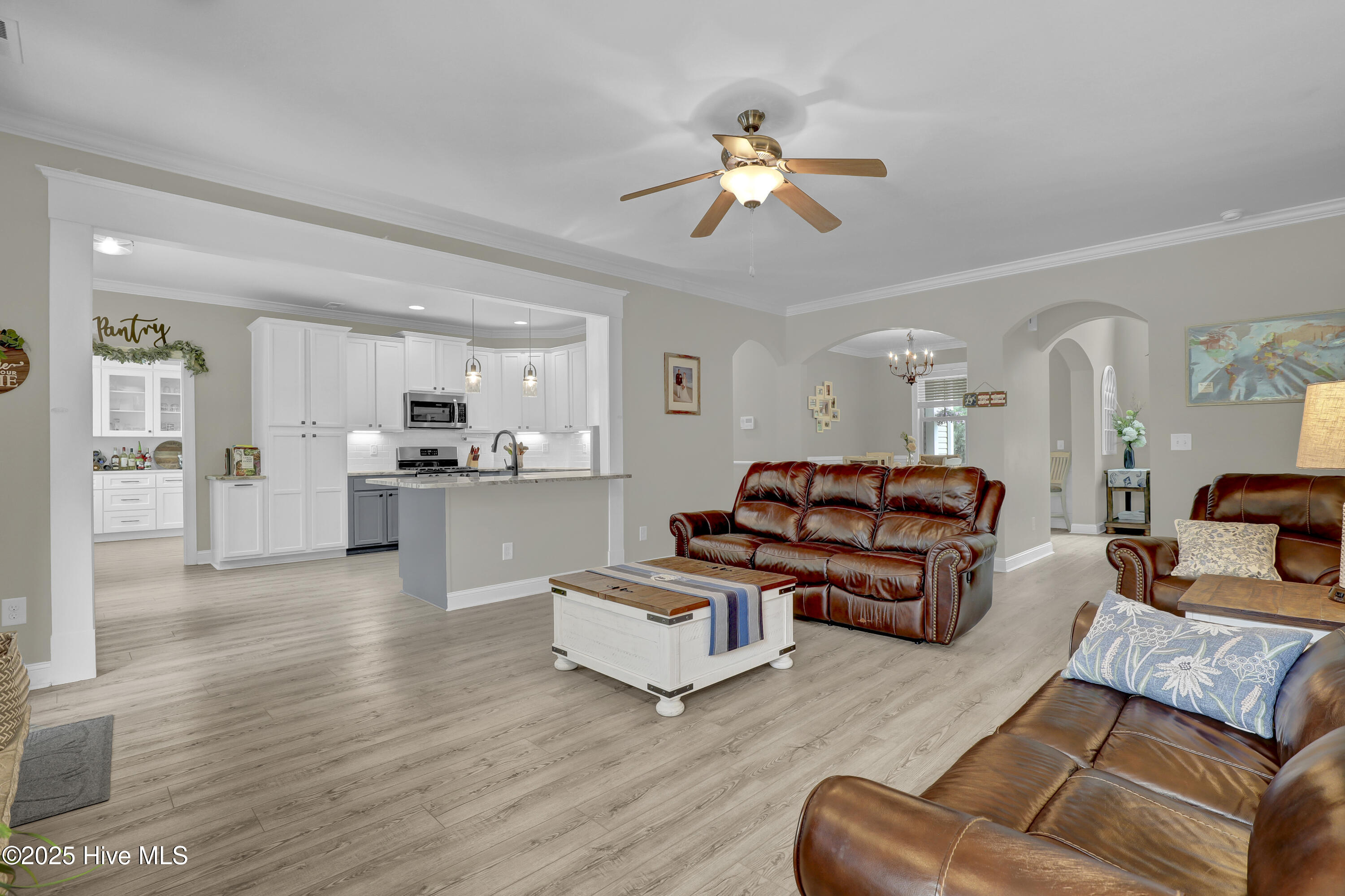 606 Gena Vee Court Property Photo 15