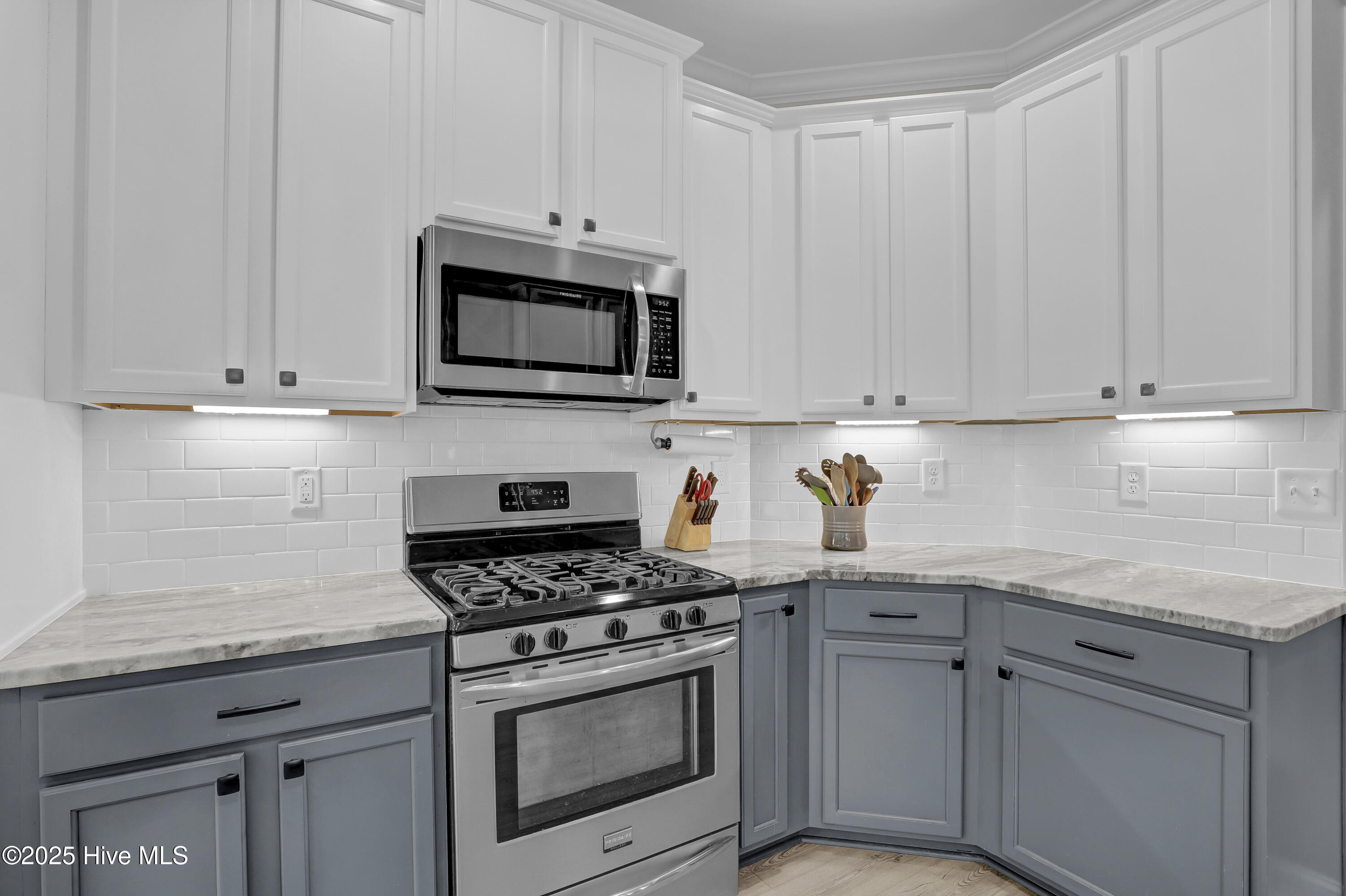 606 Gena Vee Court Property Photo 18