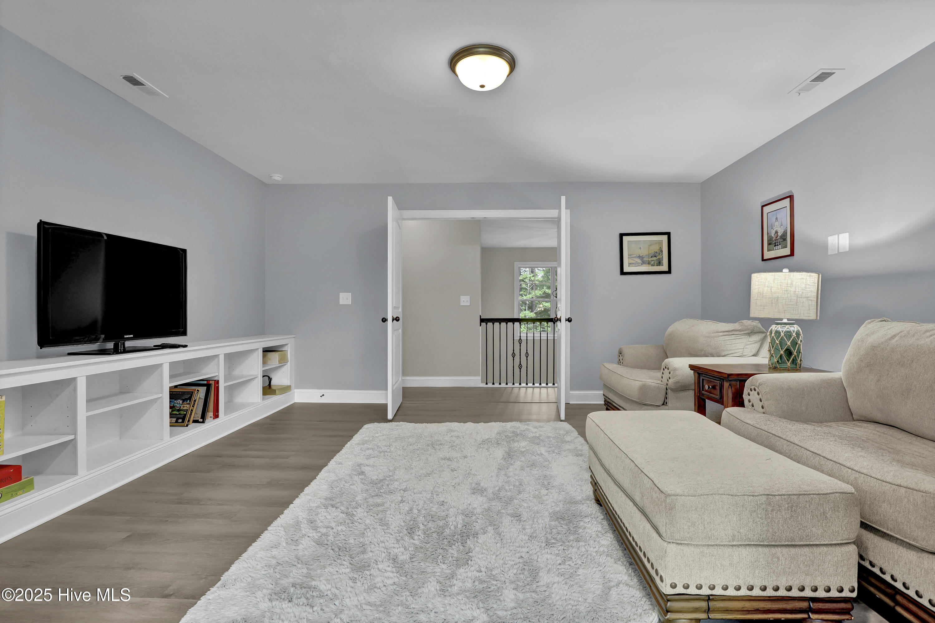 606 Gena Vee Court Property Photo 33