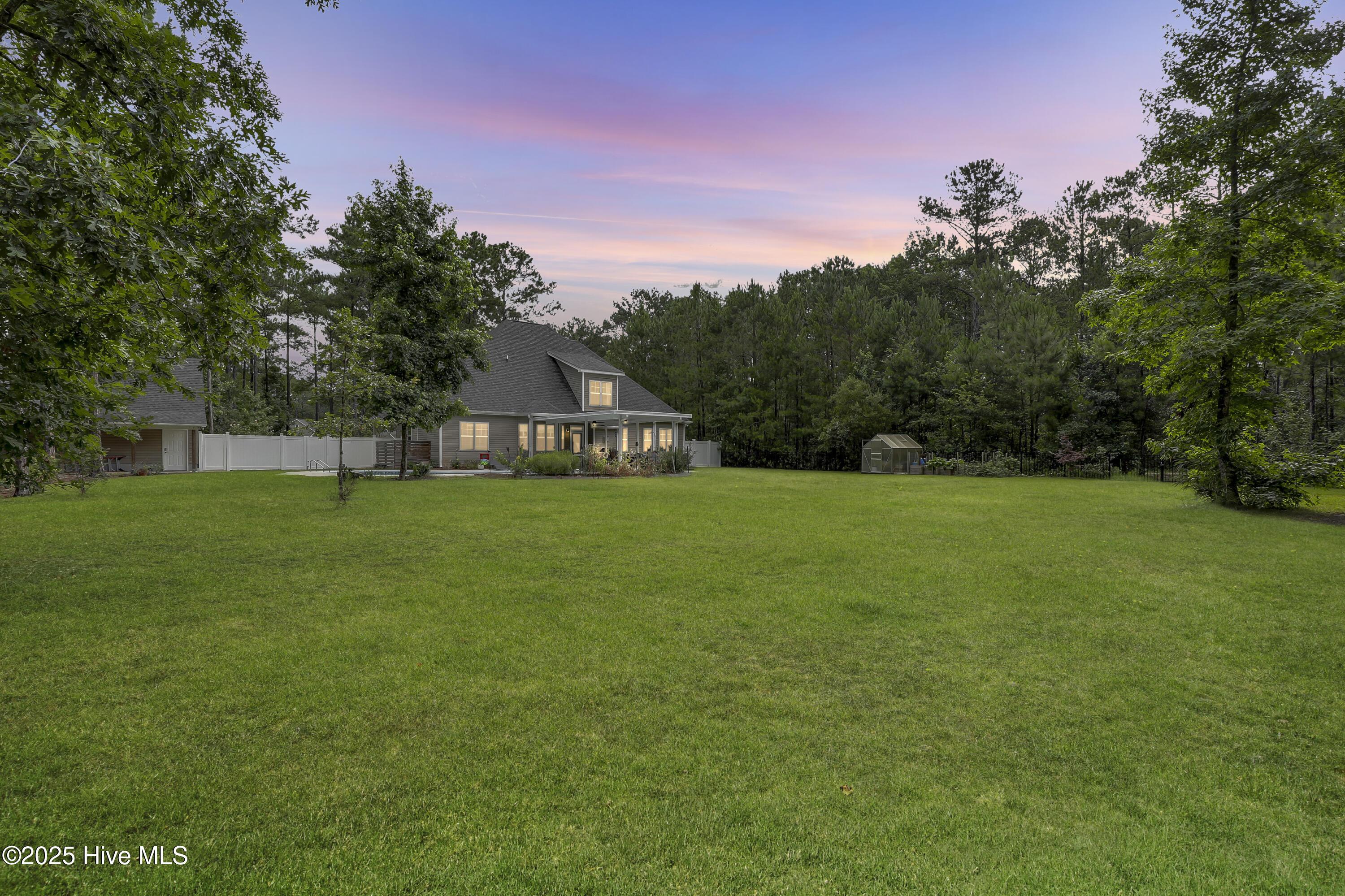 606 Gena Vee Court Property Photo 58