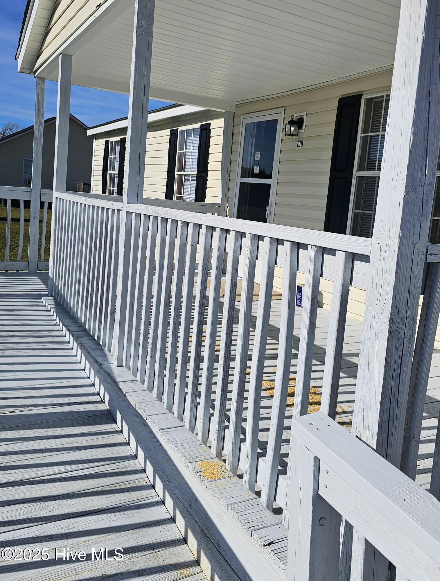 109 Mill Pond Road Property Photo 4