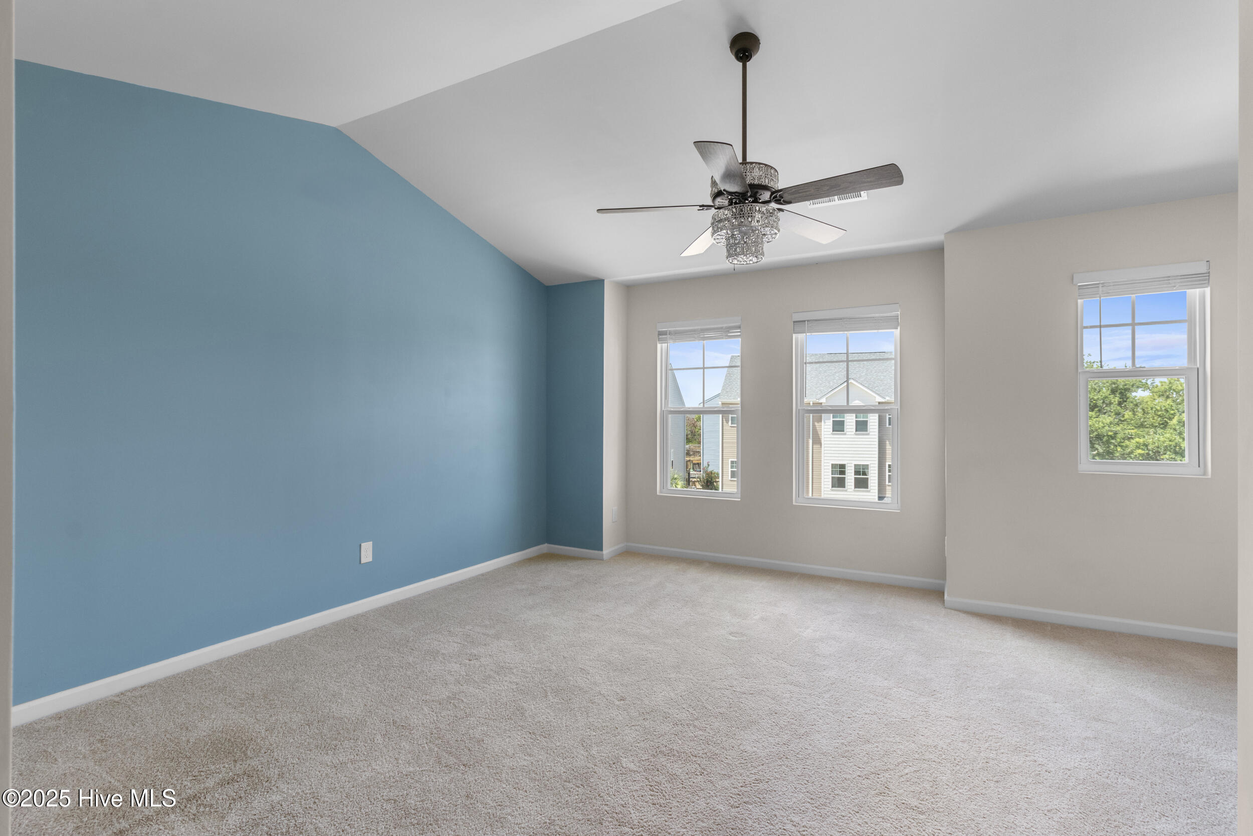701 Elton Avenue Unit 1 Property Photo 22