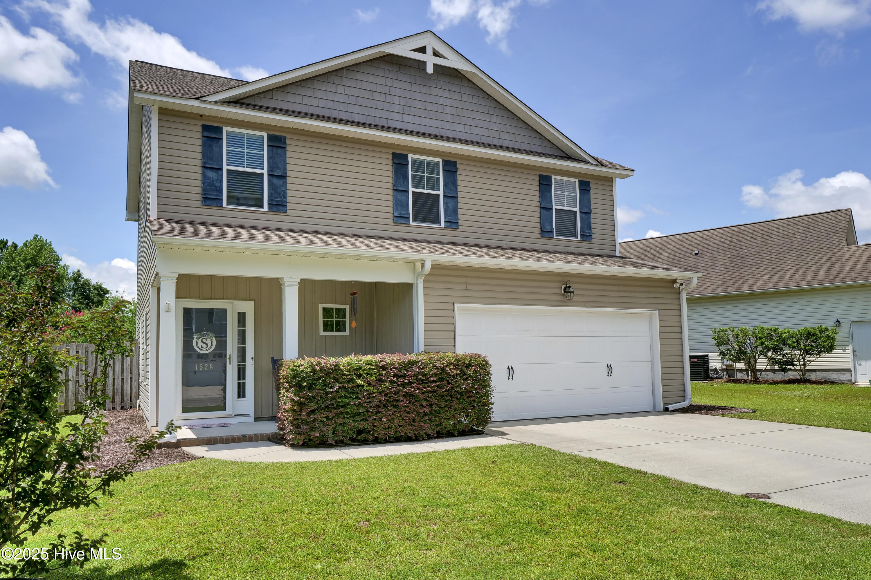 1528 Stones Edge Road Property Photo 1