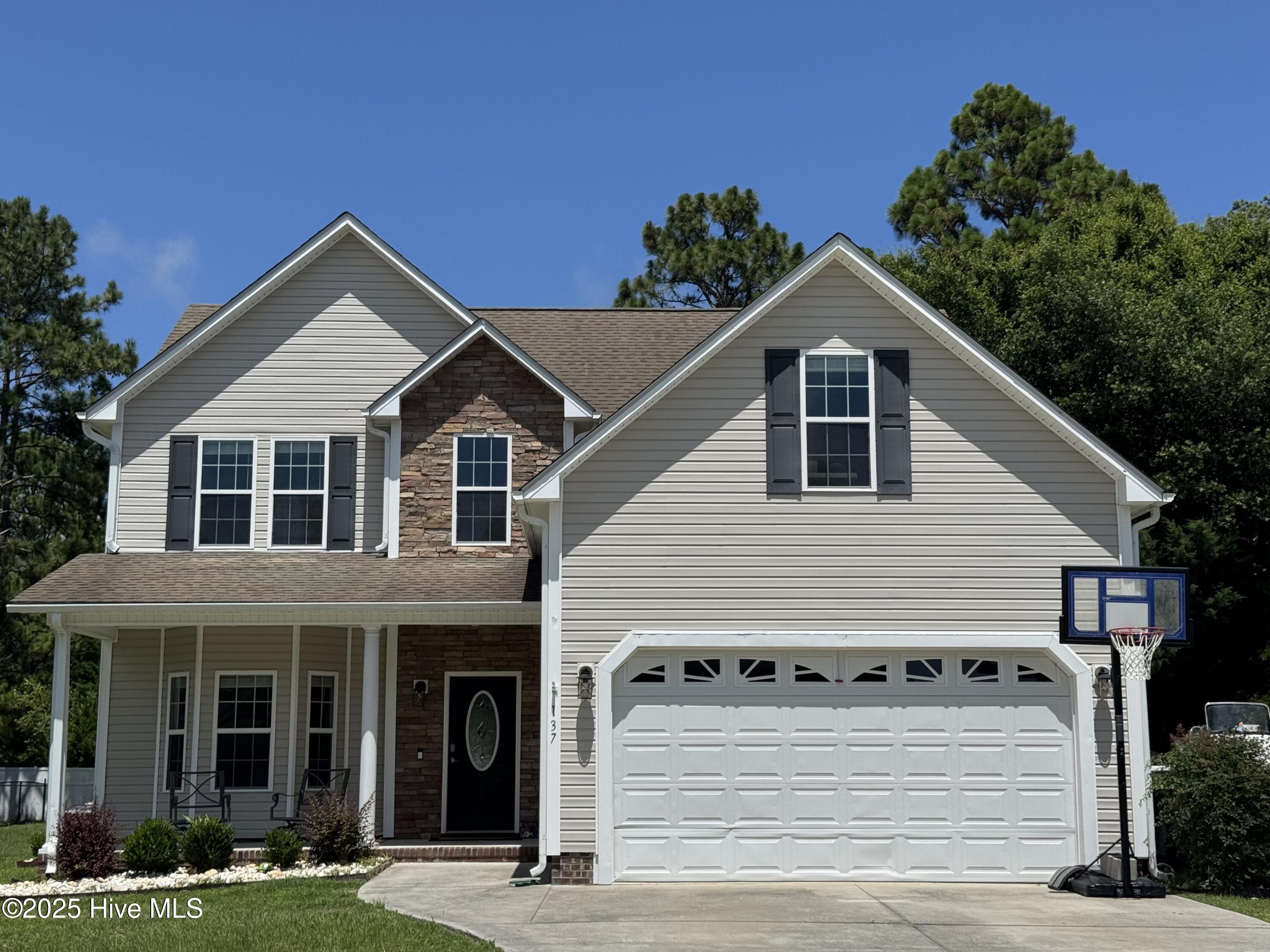 137 Bobwhite Circle Property Photo 1