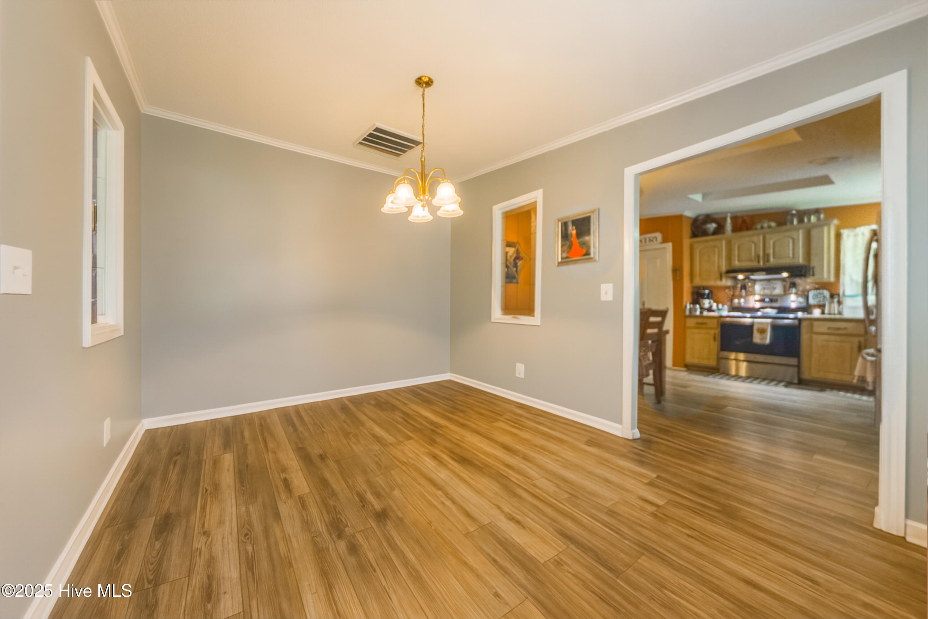 1212 S Creek Road Property Photo 19