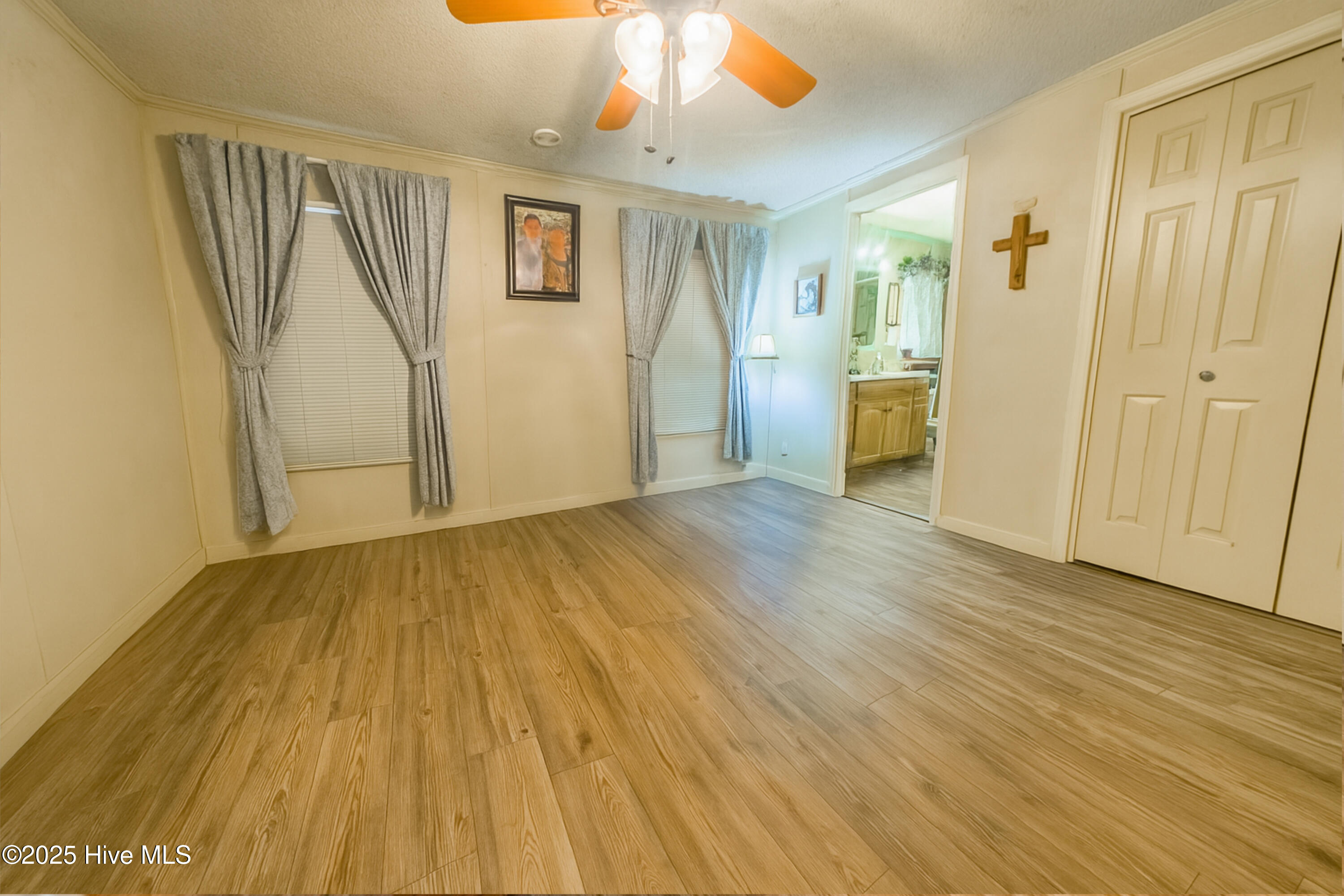 1212 S Creek Road Property Photo 27