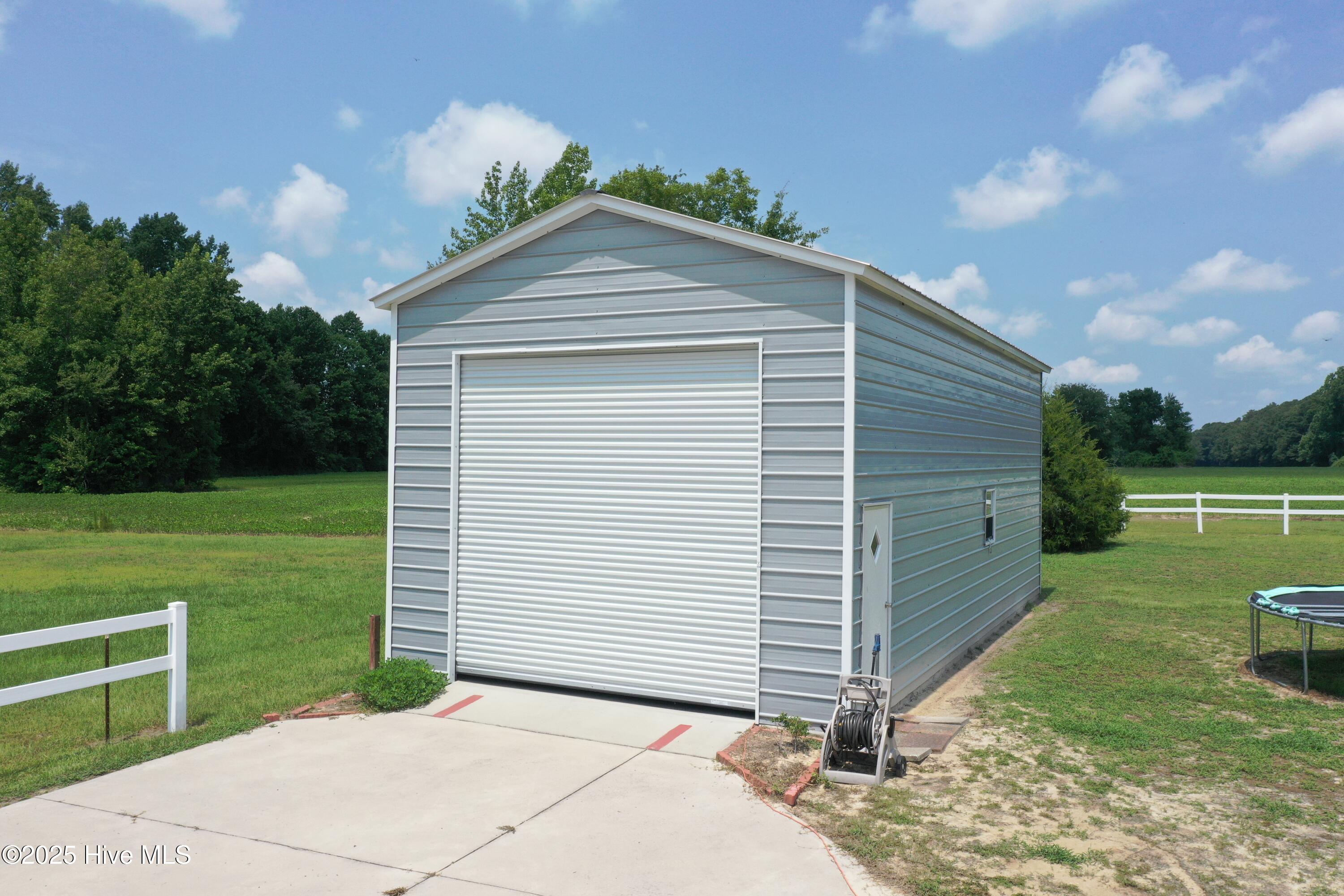 1212 S Creek Road Property Photo 47