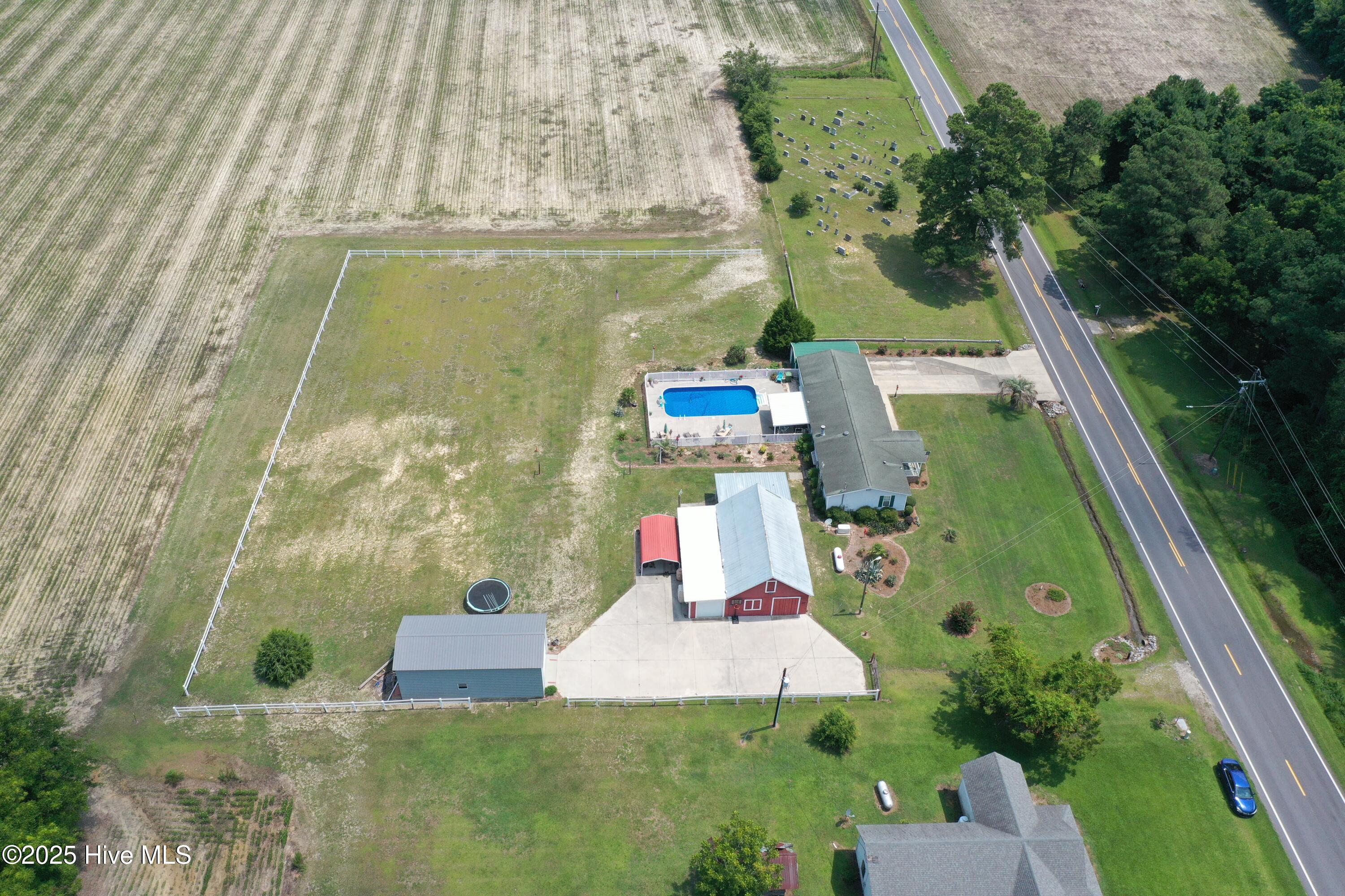 1212 S Creek Road Property Photo 54