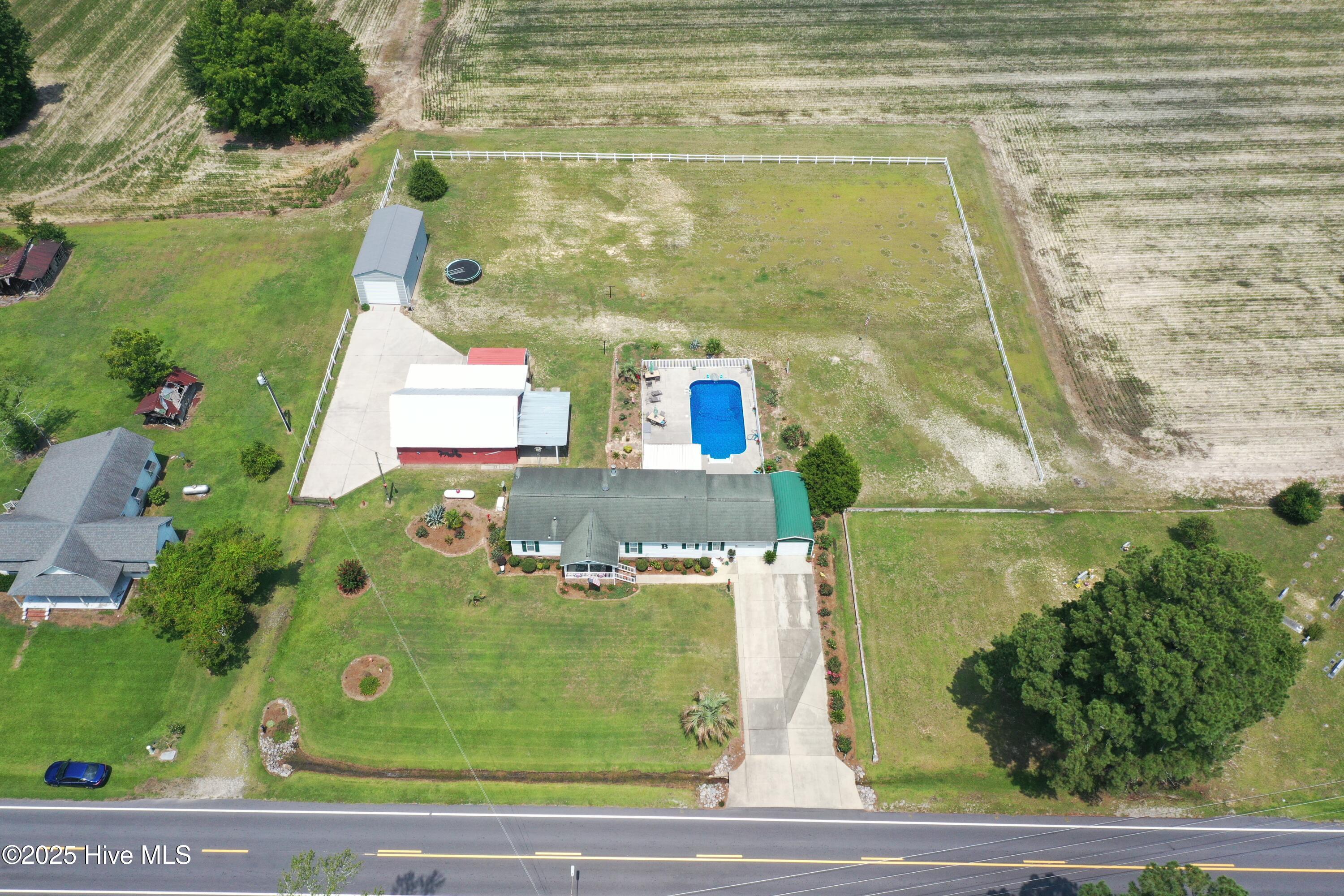 1212 S Creek Road Property Photo 55