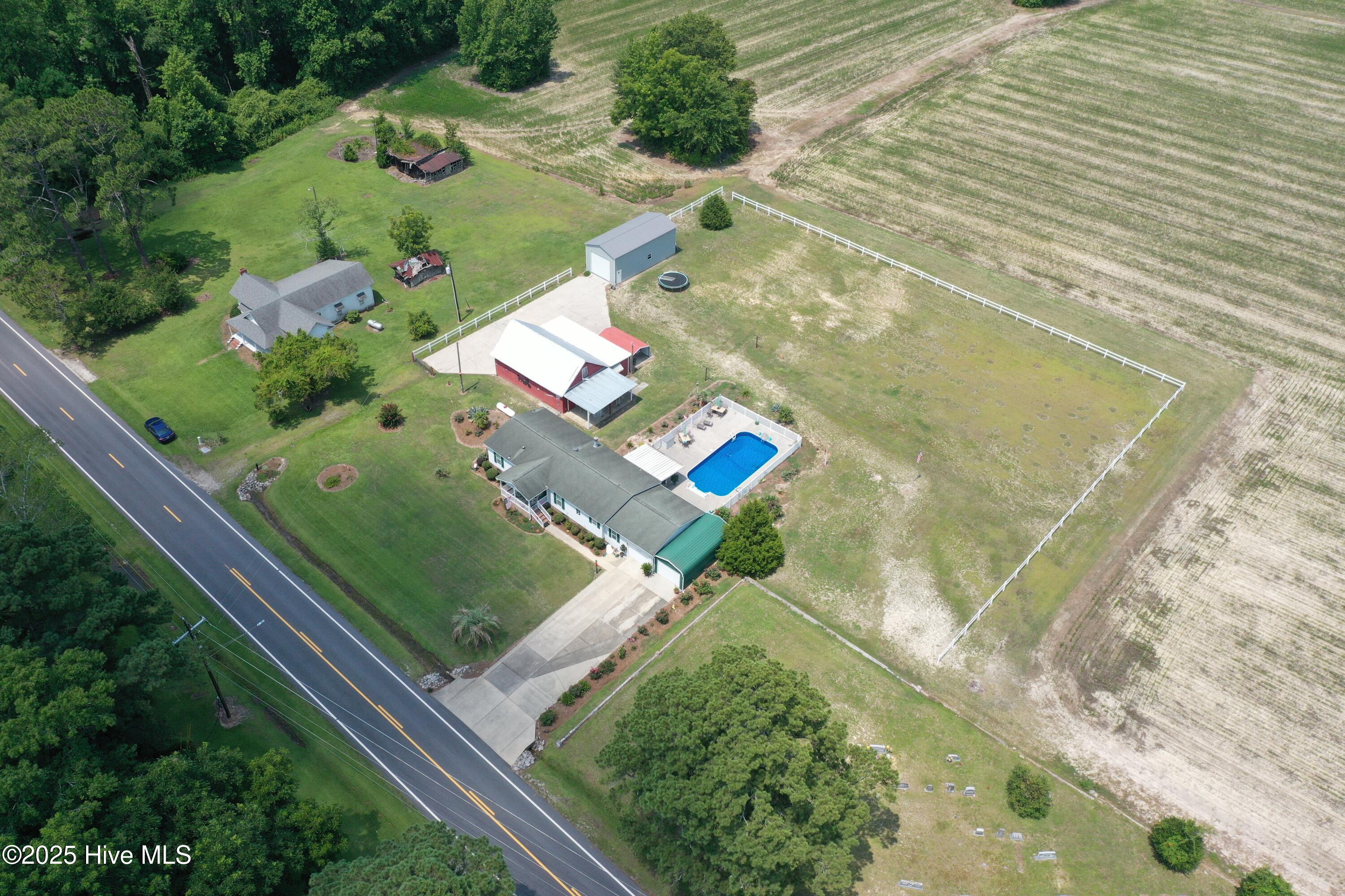 1212 S Creek Road Property Photo 57