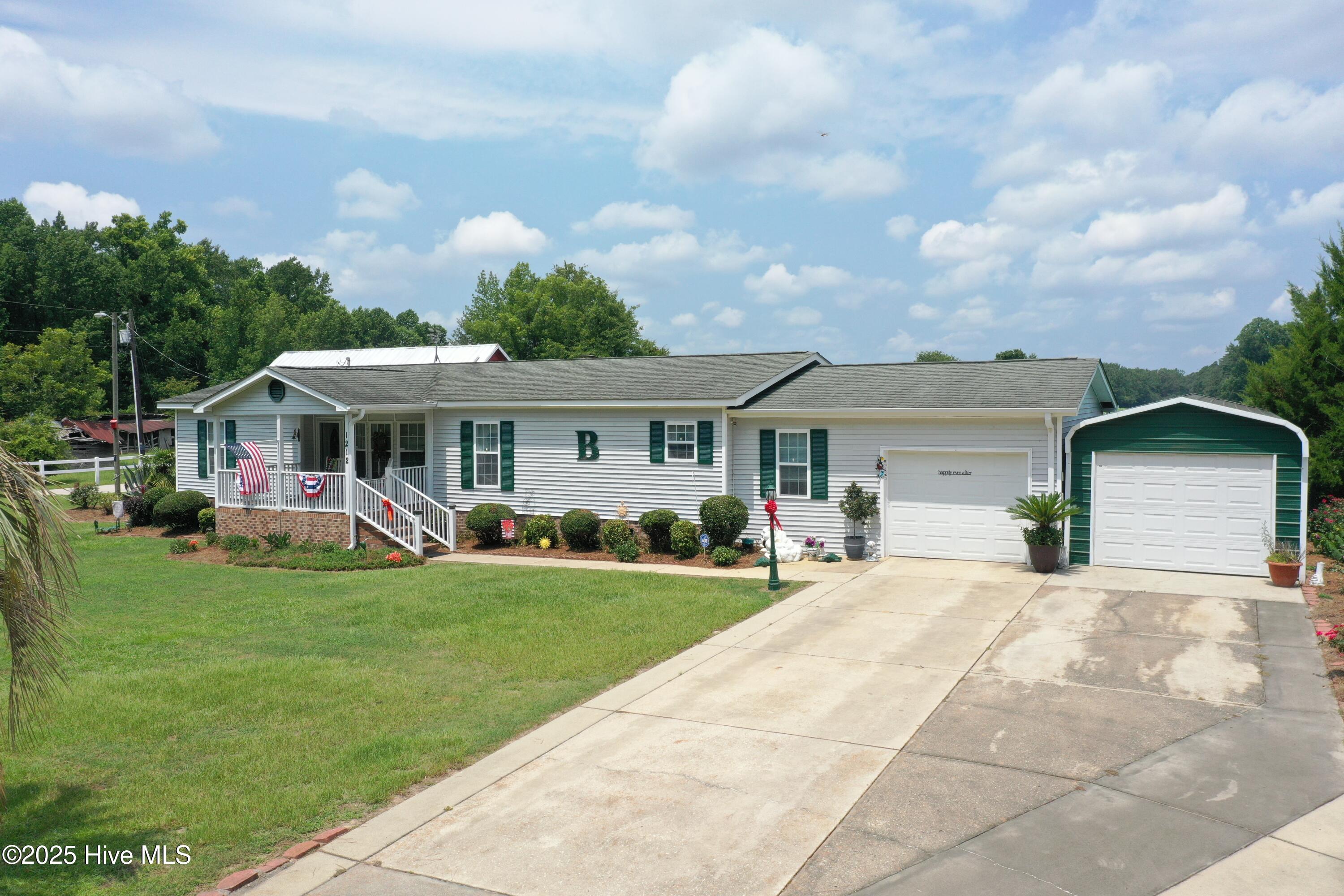 1212 S Creek Road Property Photo 58