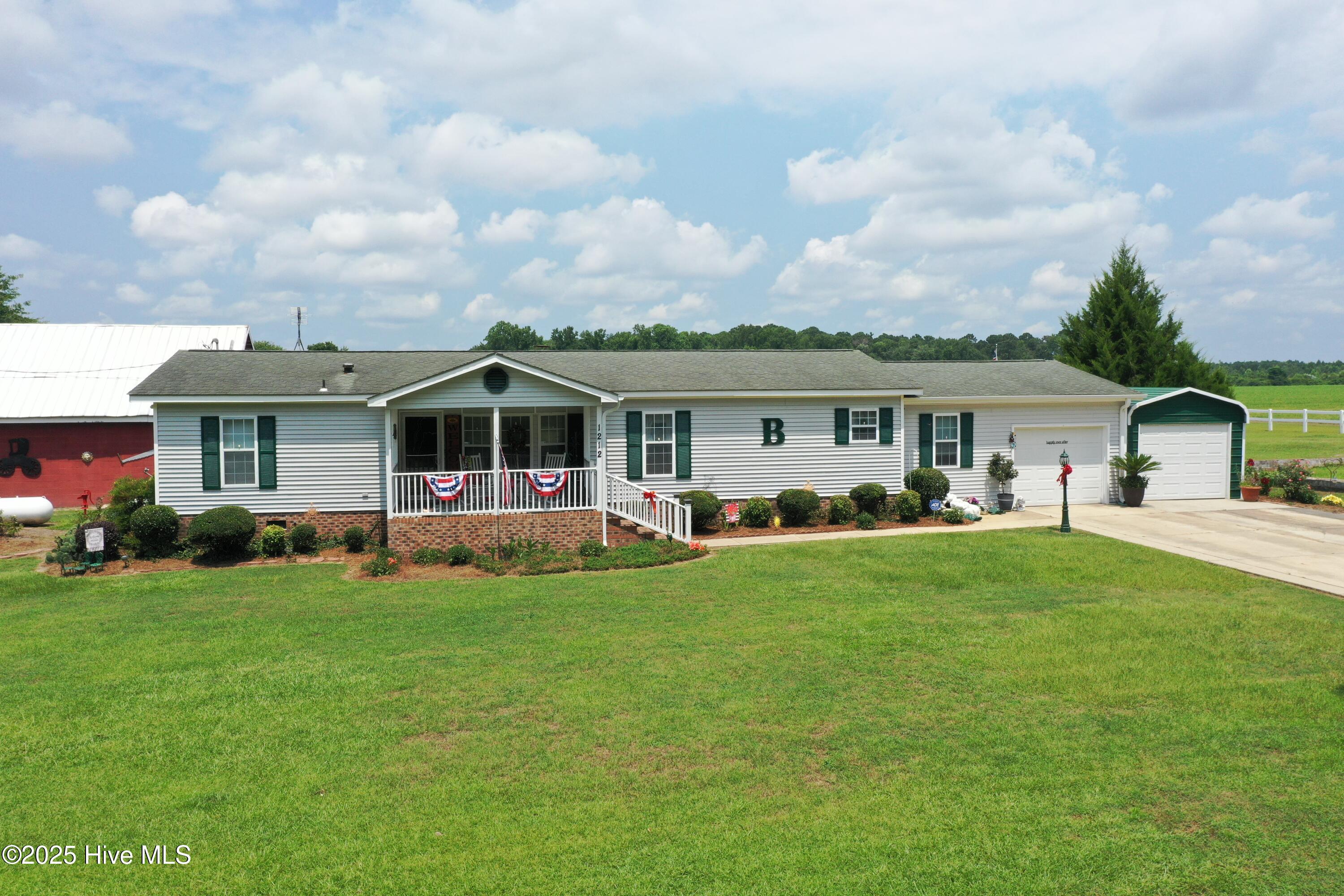 1212 S Creek Road Property Photo 59