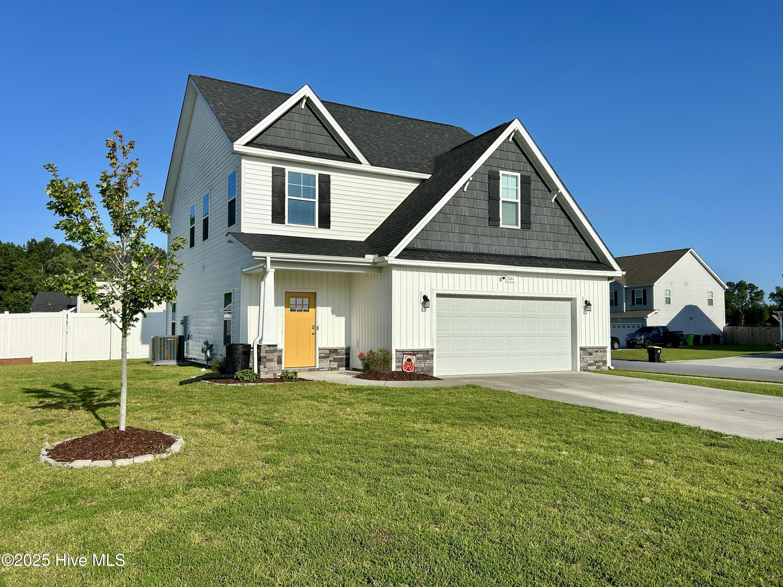 3011 Dearing Court Property Photo 1