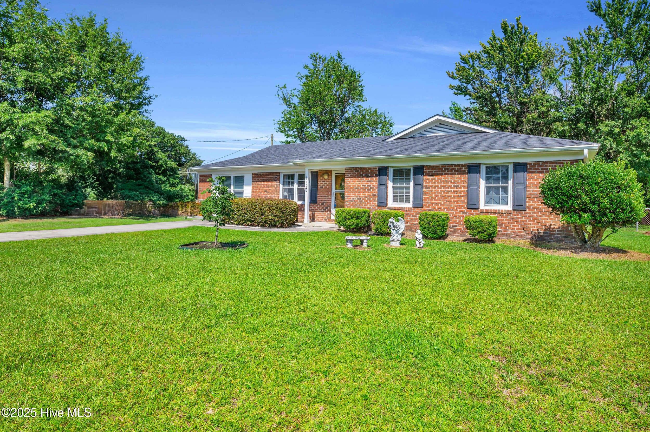 1002 Spring Branch Road Property Photo 1
