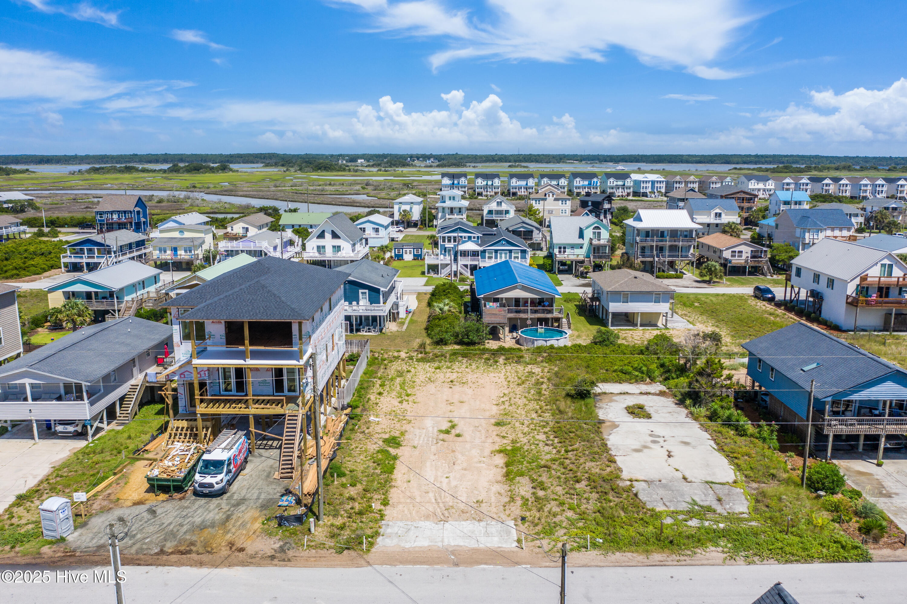 1213 N Shore Drive Property Photo 8