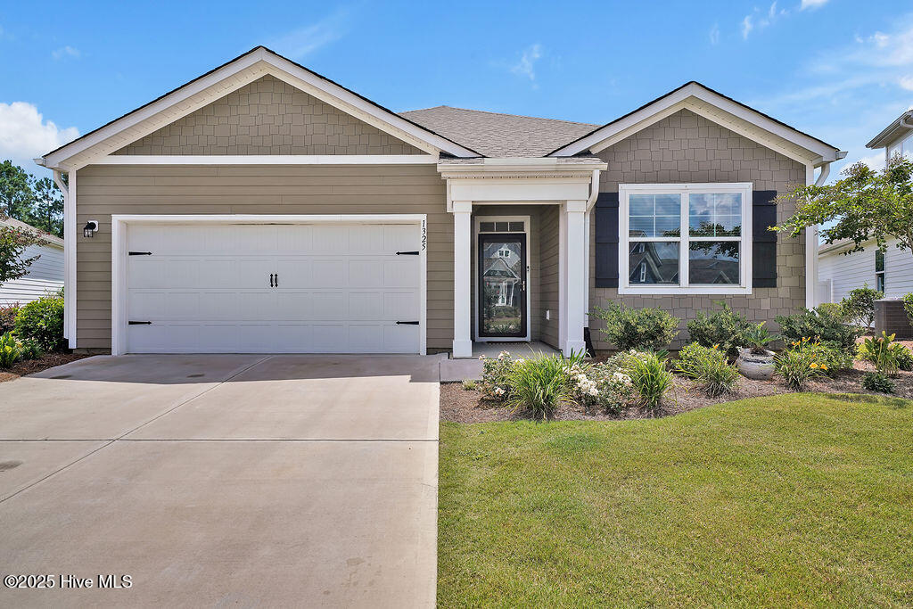 1325 Clendon Circle Property Photo 1