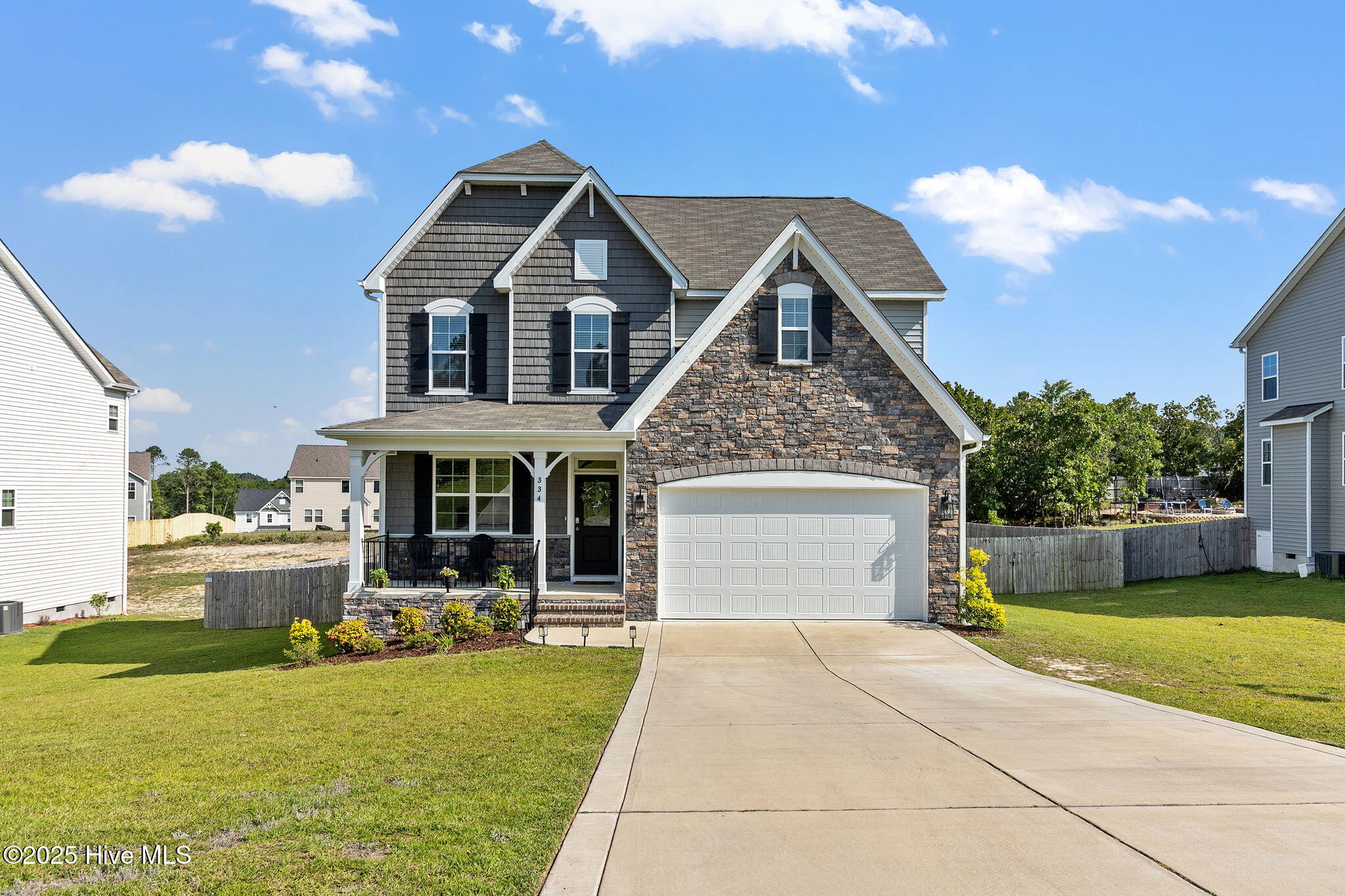 334 Bunting Drive Property Photo 1