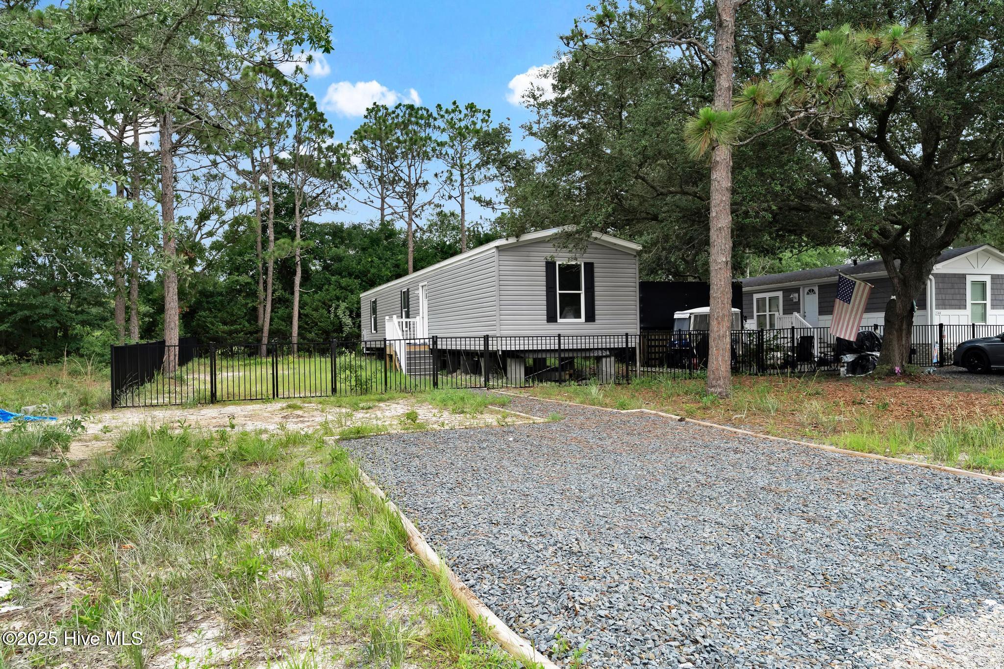 2740 Ocean View Avenue Property Photo 1