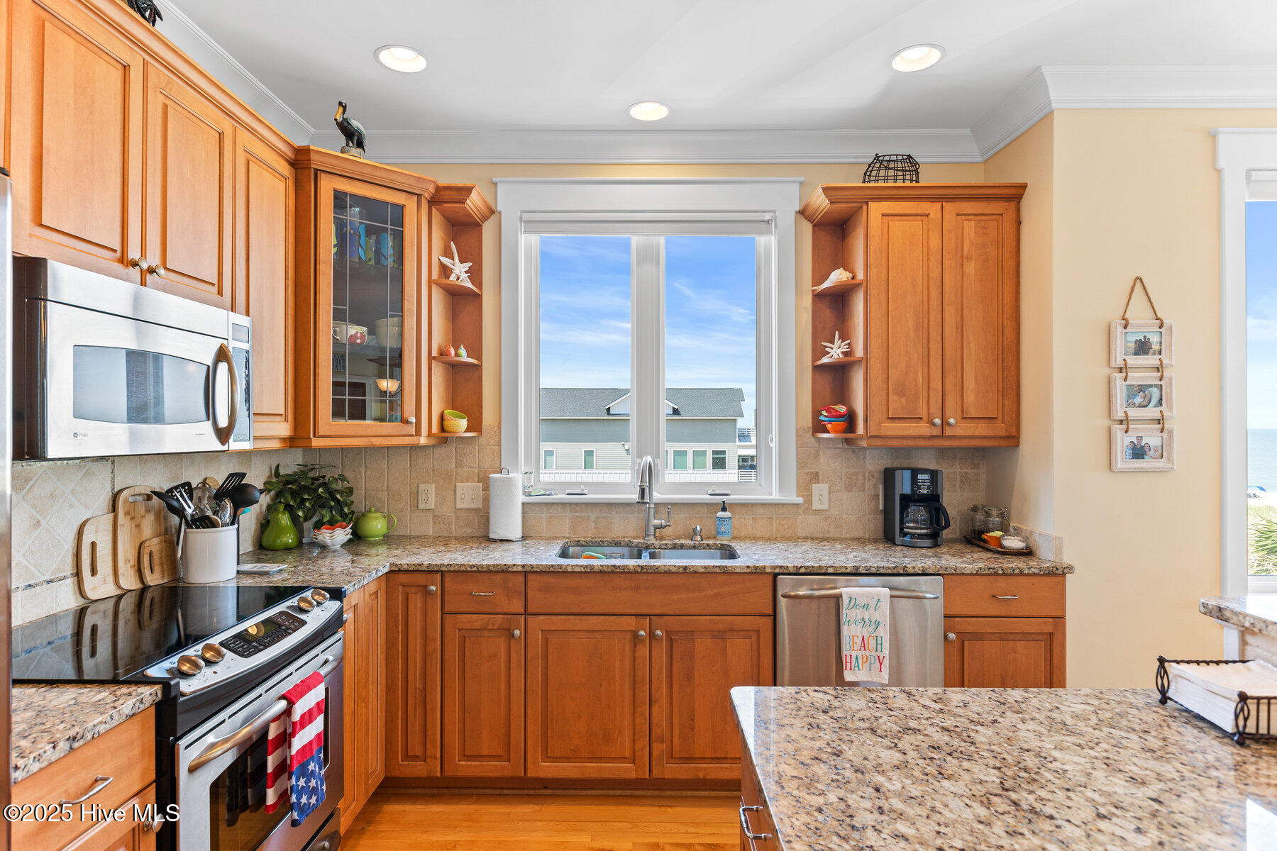 221 Atlantic Avenue A Property Photo 12