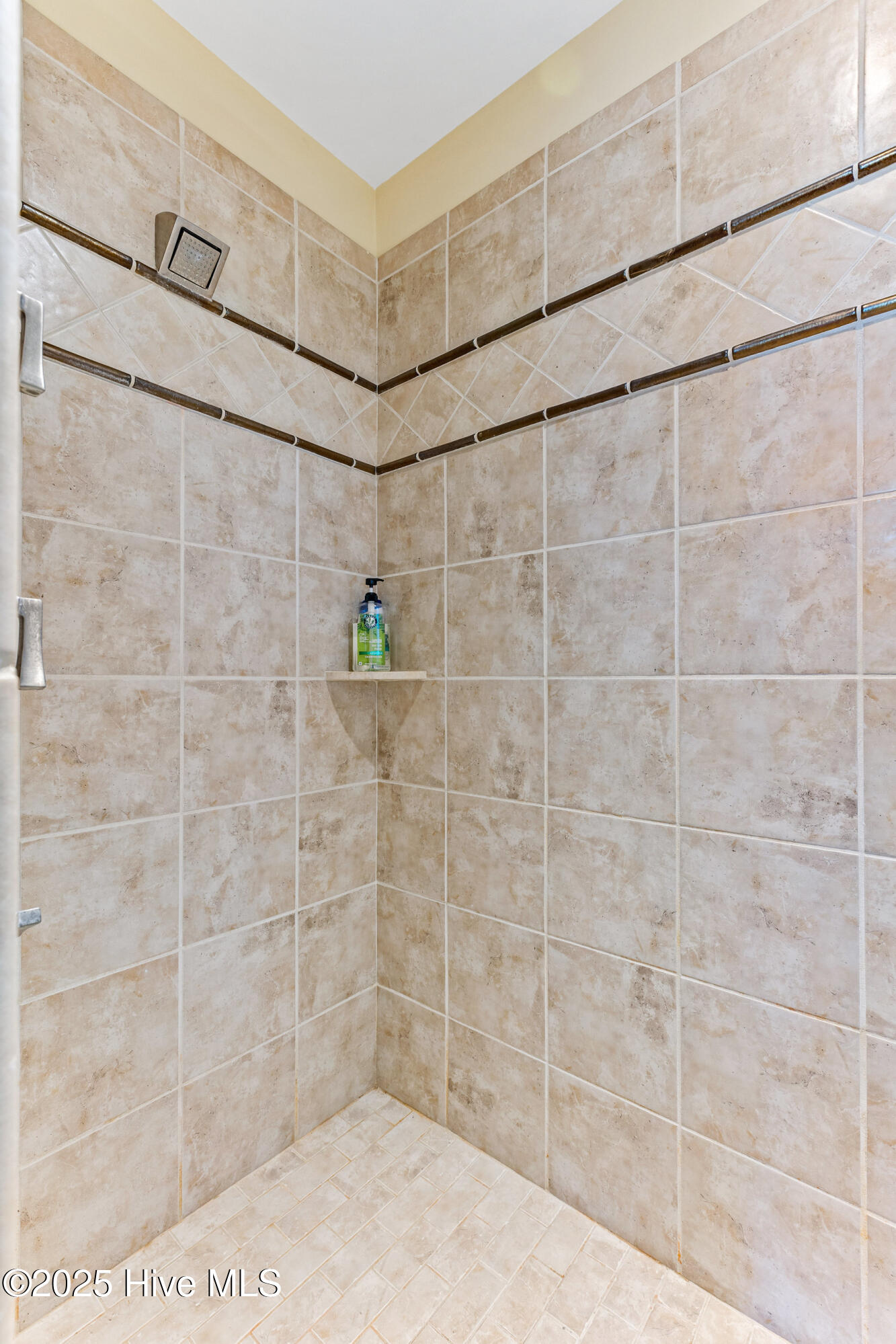 221 Atlantic Avenue A Property Photo 21