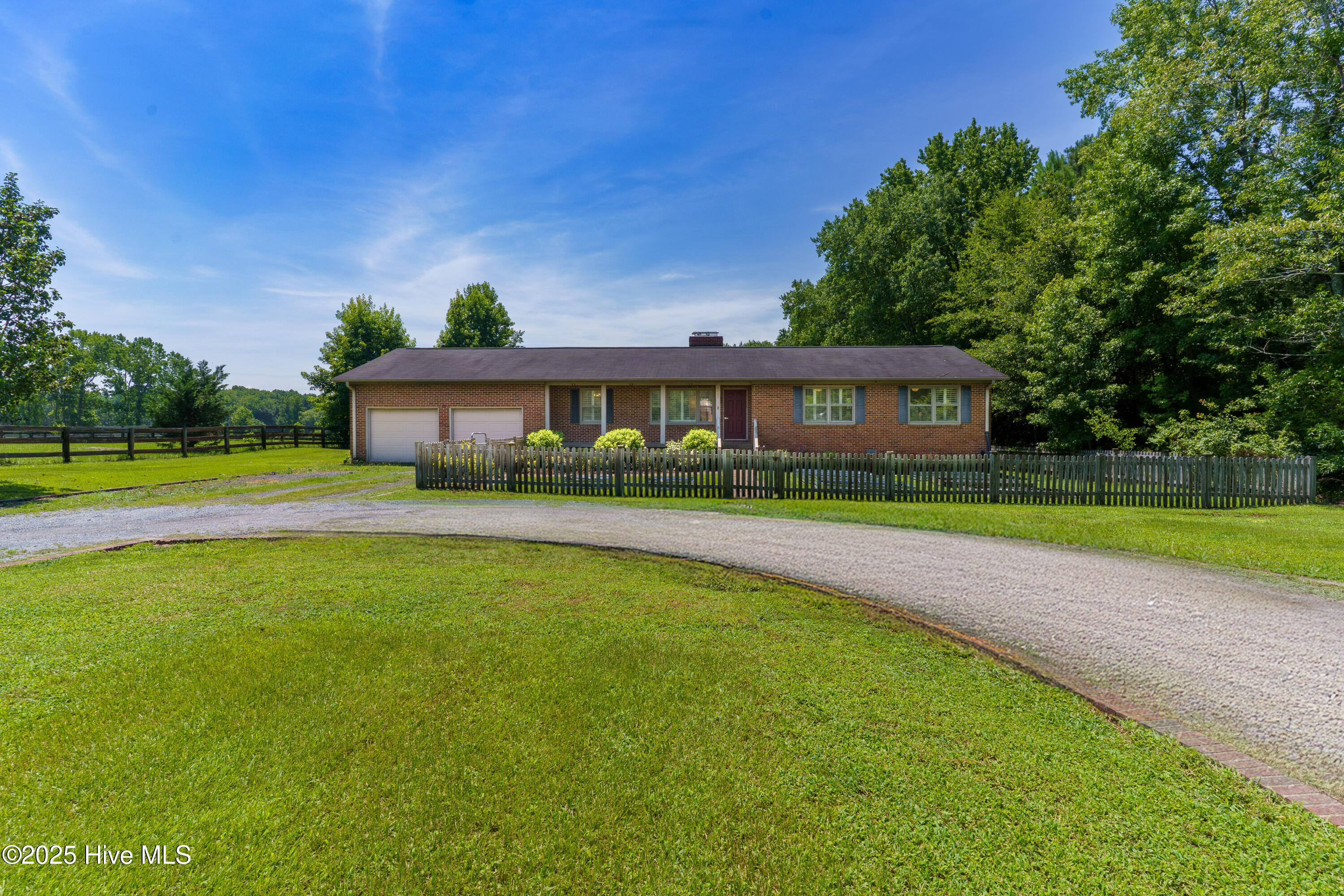 2489 White Hill Road