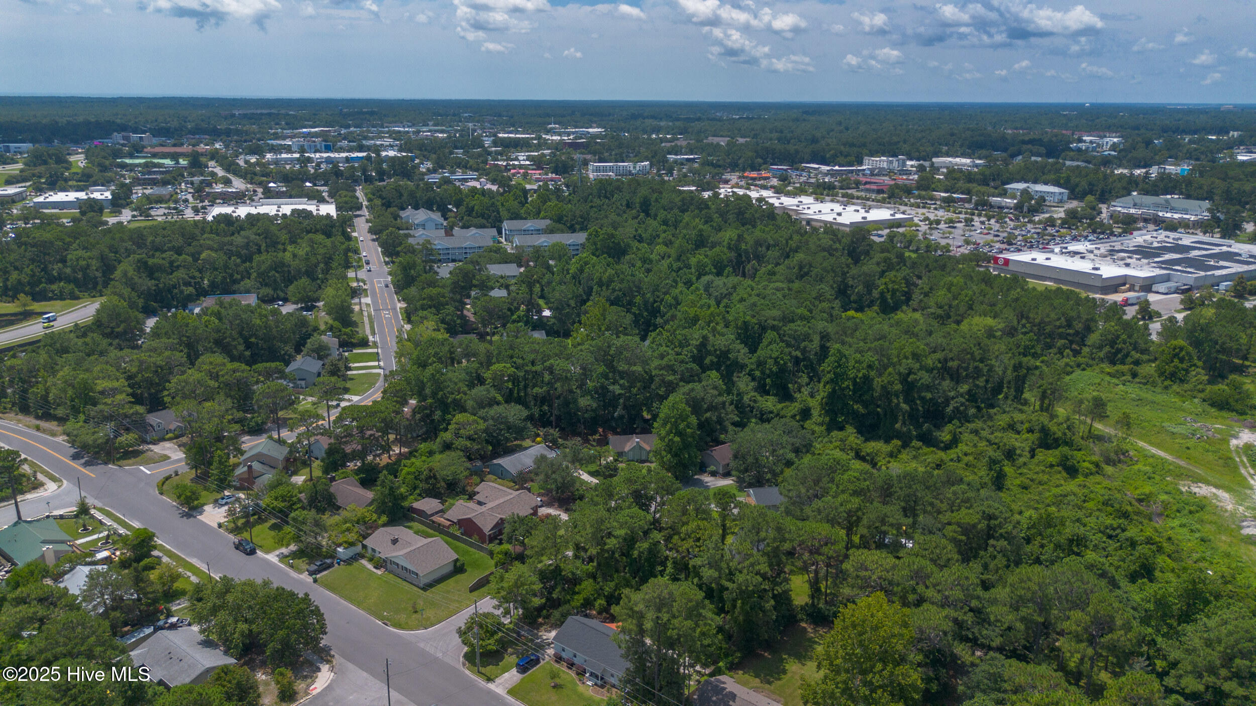 413 Rolling Road Property Photo 15