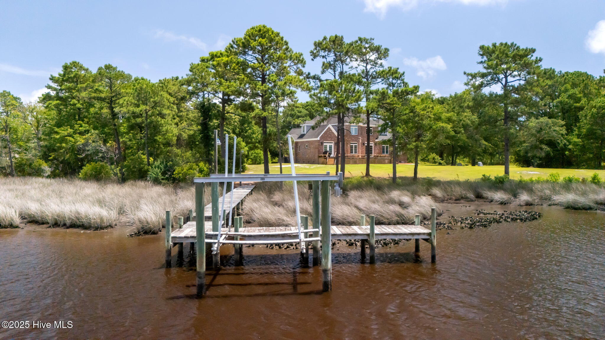 421 Old Swansboro Road Property Photo 2