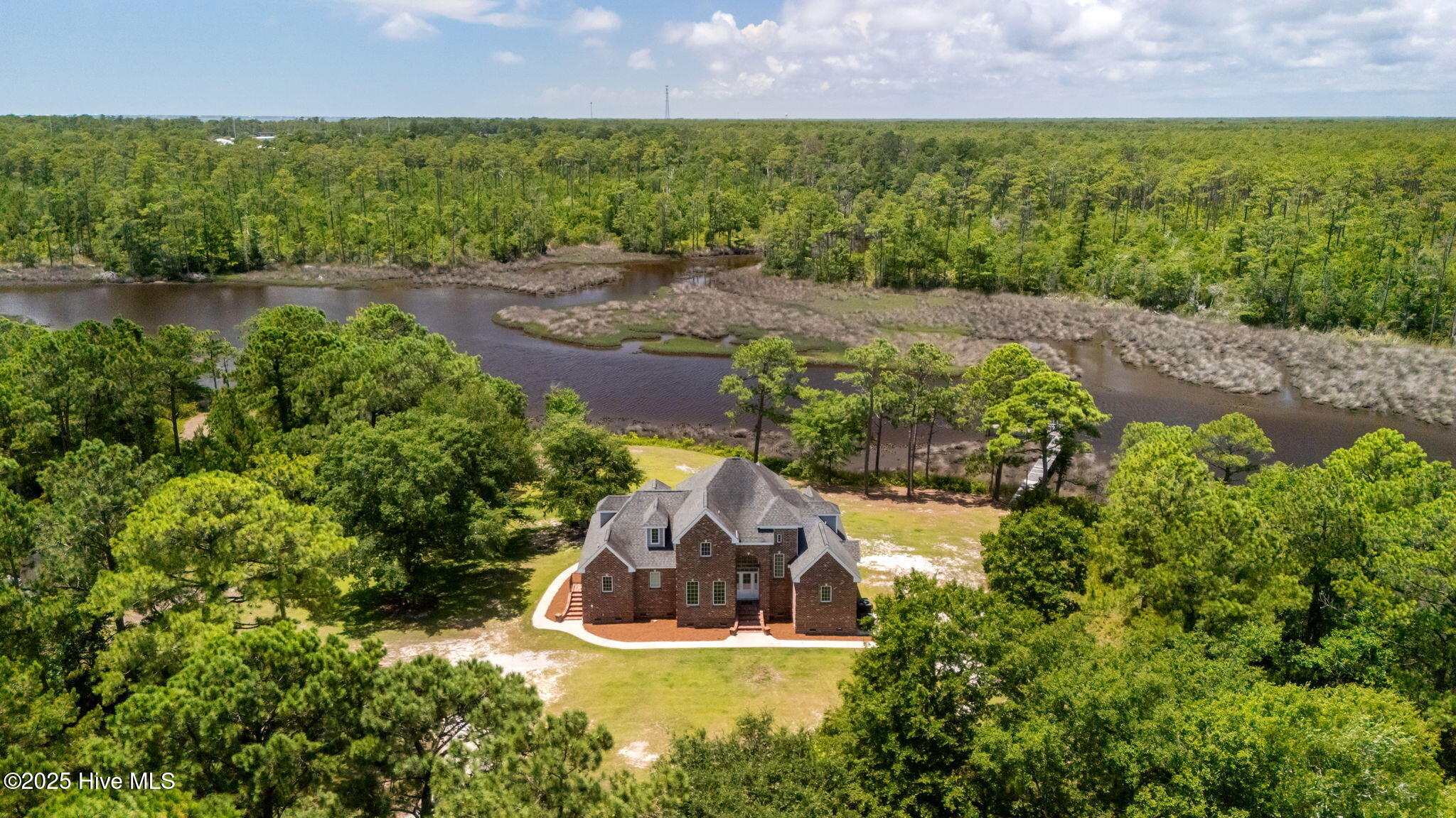 421 Old Swansboro Road Property Photo 4