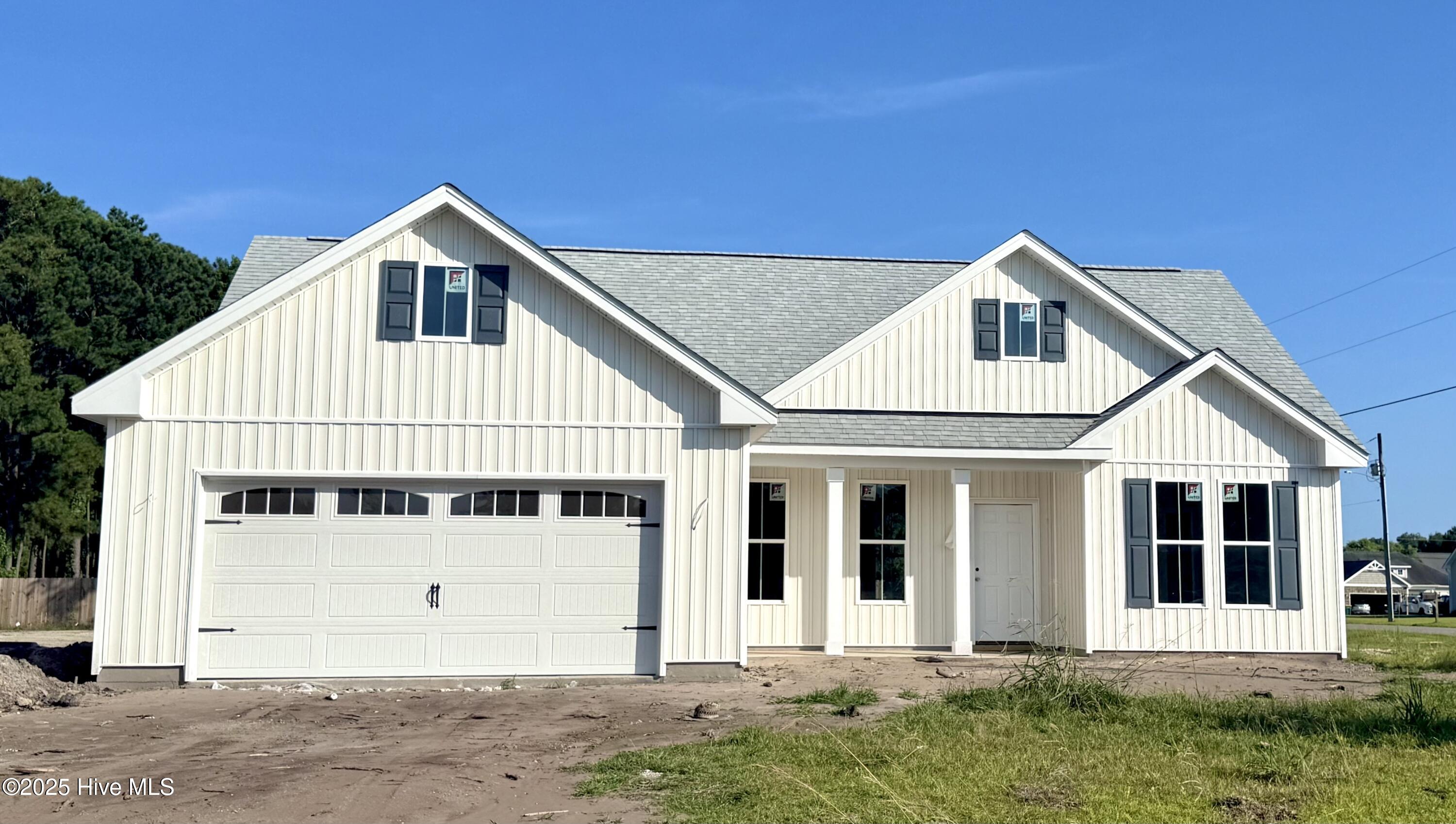 100 Norine Drive Property Photo 1
