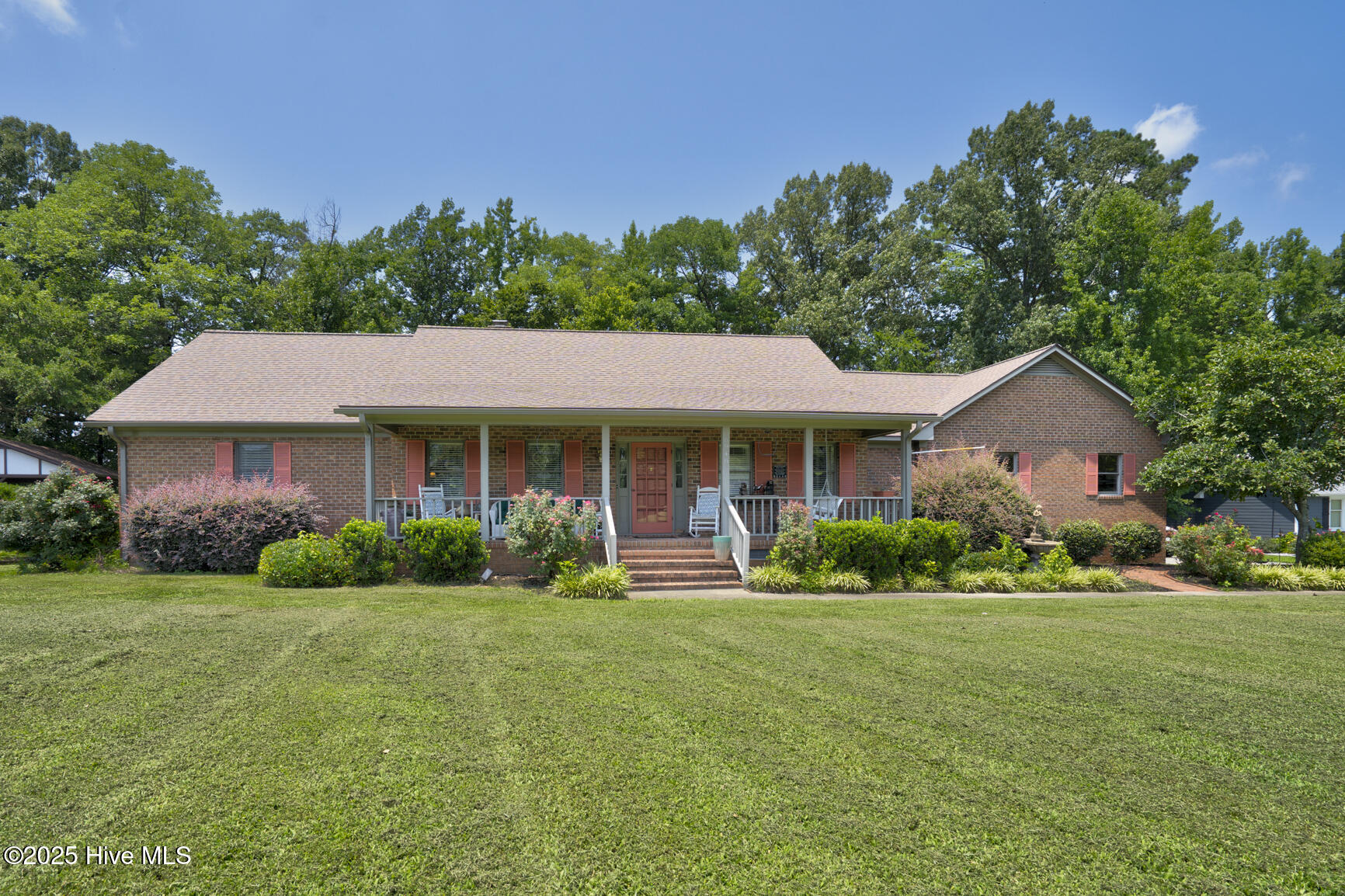 6948 Riverpoint Road Property Photo 1