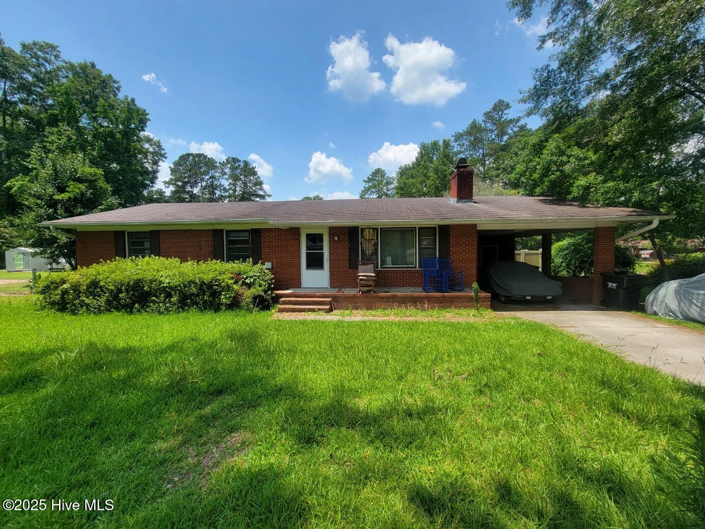 307 N Orange Street Property Photo 1