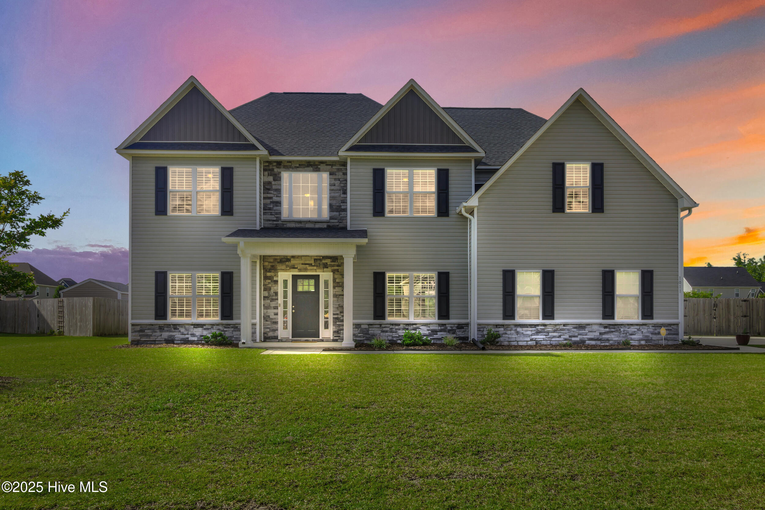 1011 Bluefish Place Property Photo 1