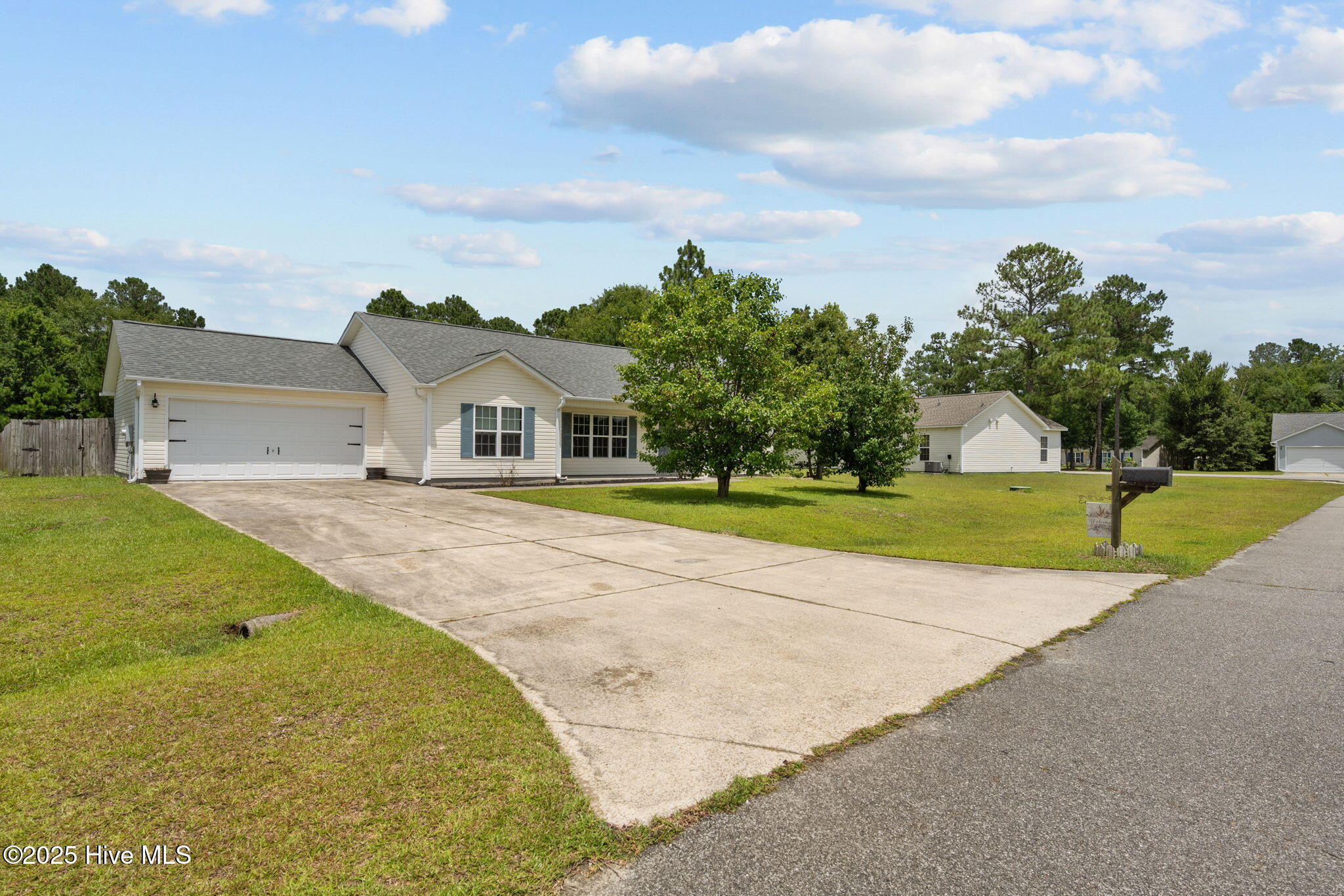 525 Cherry Blossom Lane Property Photo 33