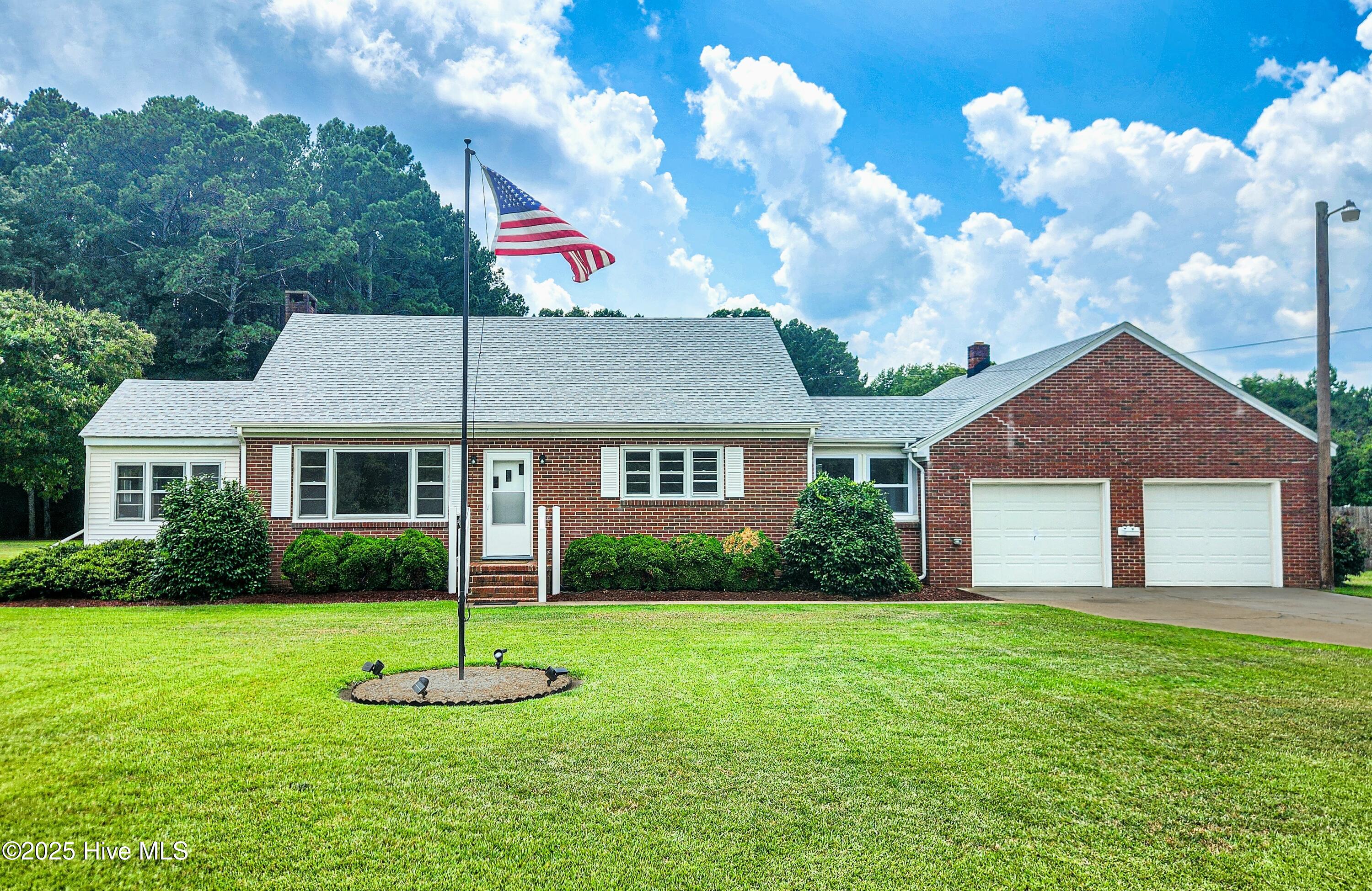 882 Nc Highway 37 Property Photo 1