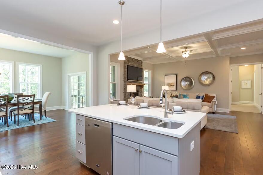 170 Aberdeen Property Photo 5