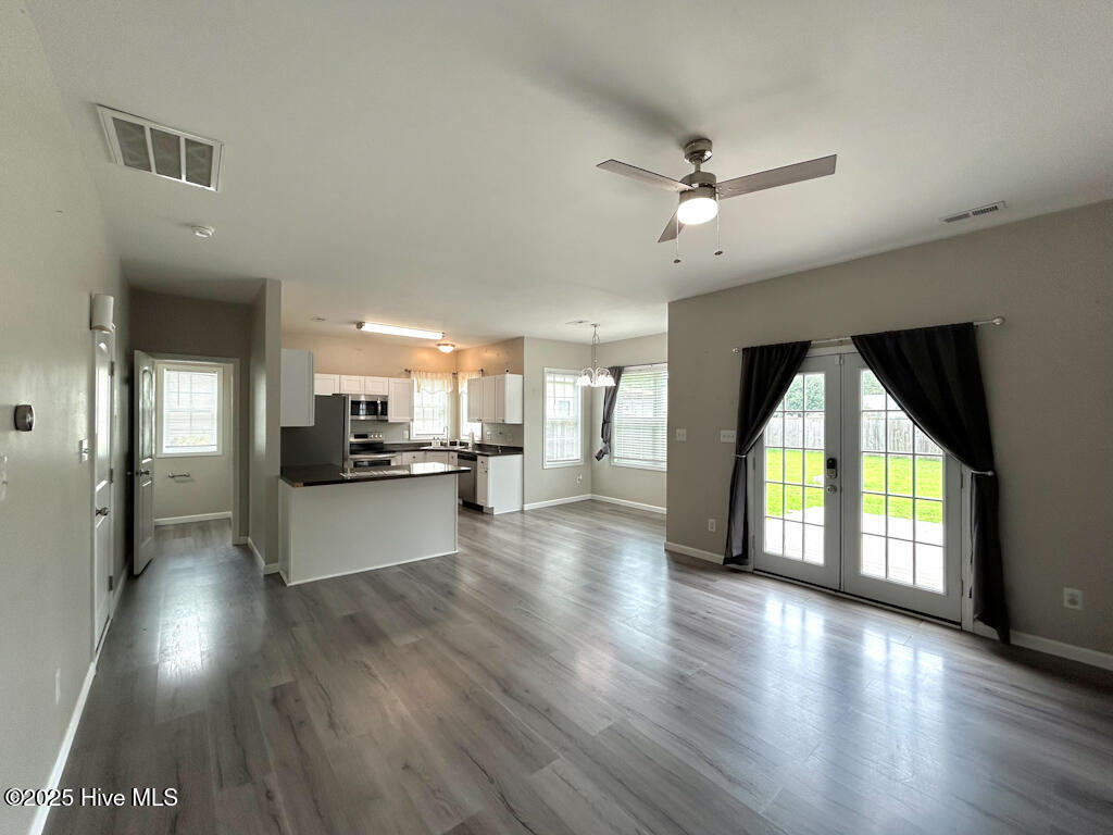 105 Trenton Street Property Photo 28