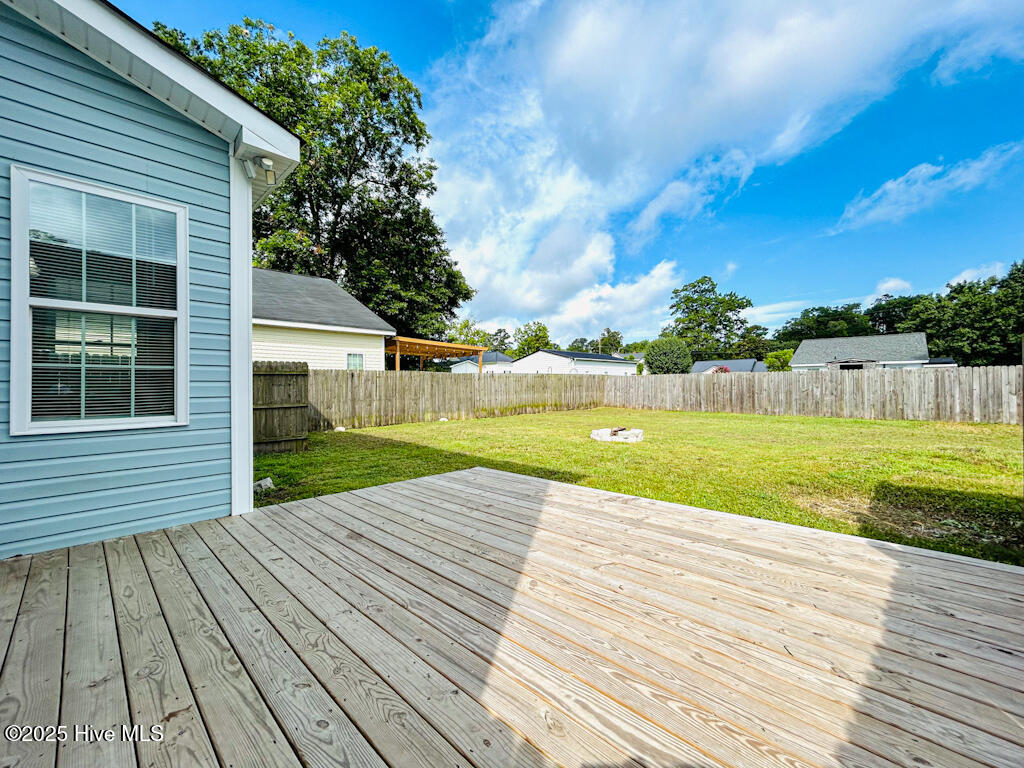 105 Trenton Street Property Photo 44