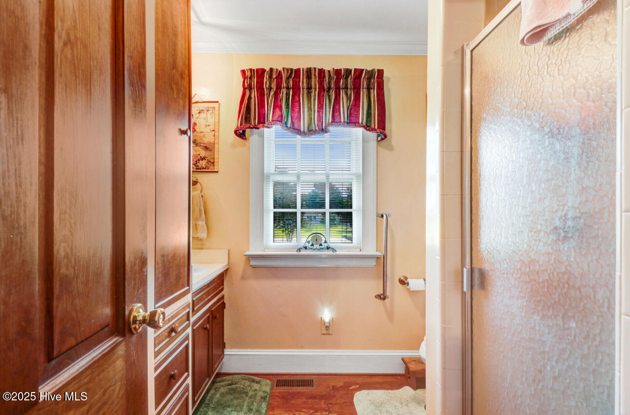 9222 Midway Road Property Photo 22